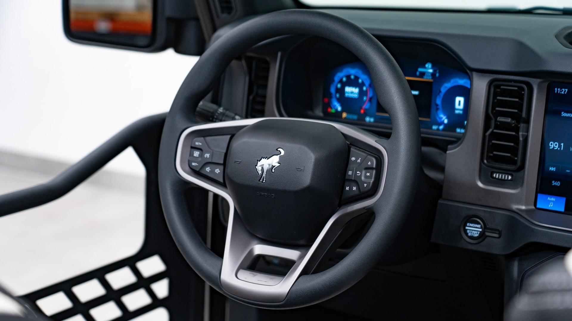 2025 FORD BRONCO in Black, photo 28 of 53