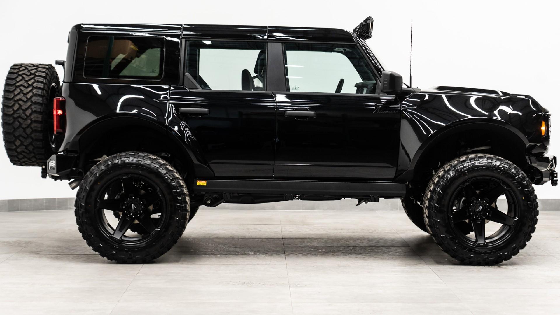 2025 FORD BRONCO in Black, photo 33 of 53
