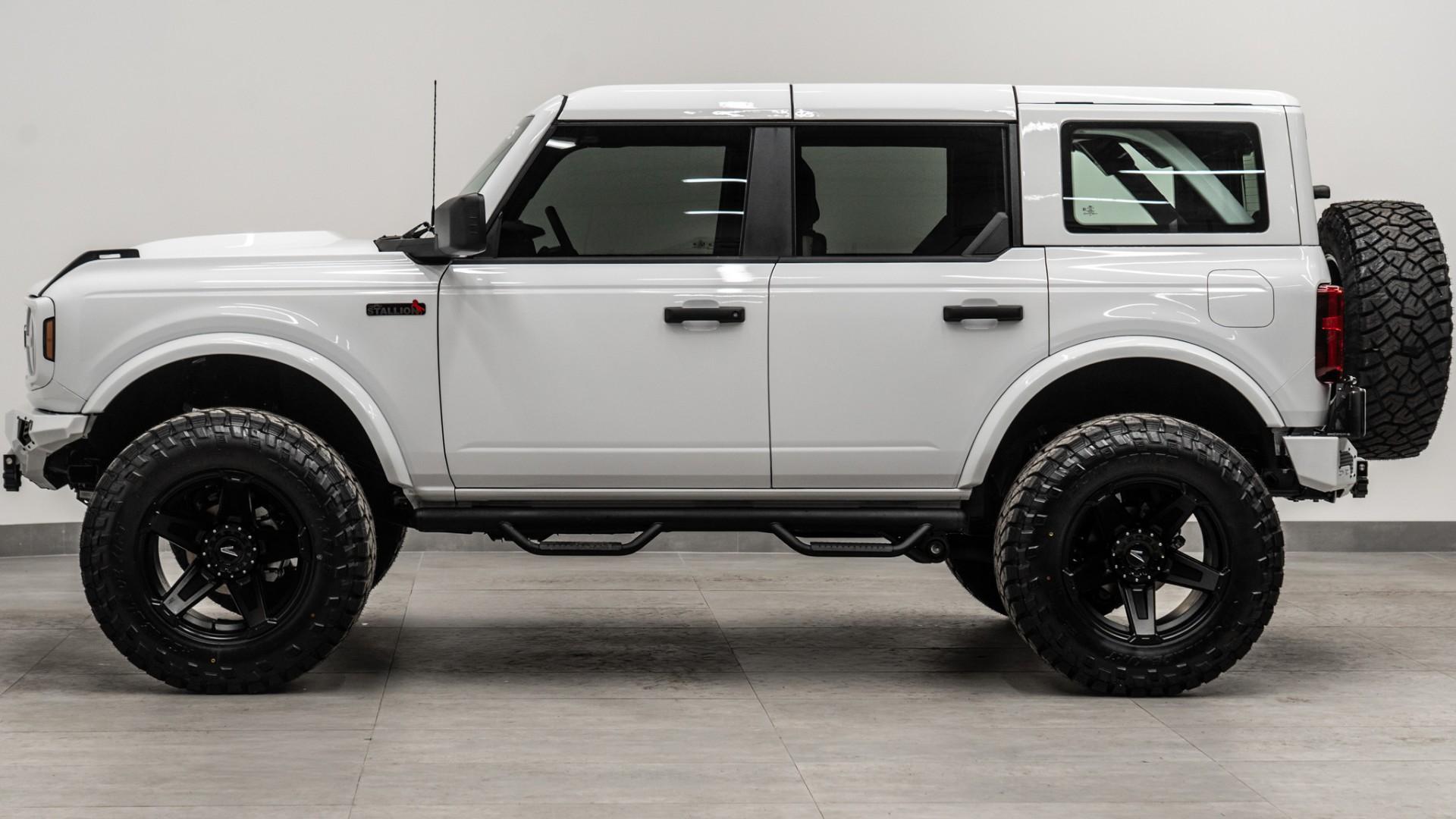 2025 FORD BRONCO in White, photo 9 of 55
