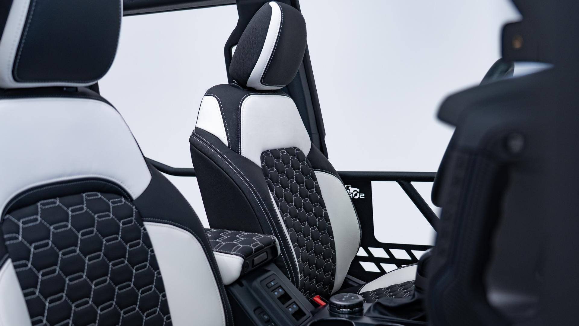 2025 FORD BRONCO in White, photo 19 of 55