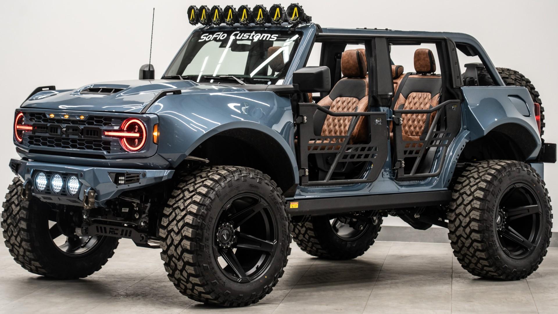 2025 FORD BRONCO in Azzure Gray, photo 35 of 55