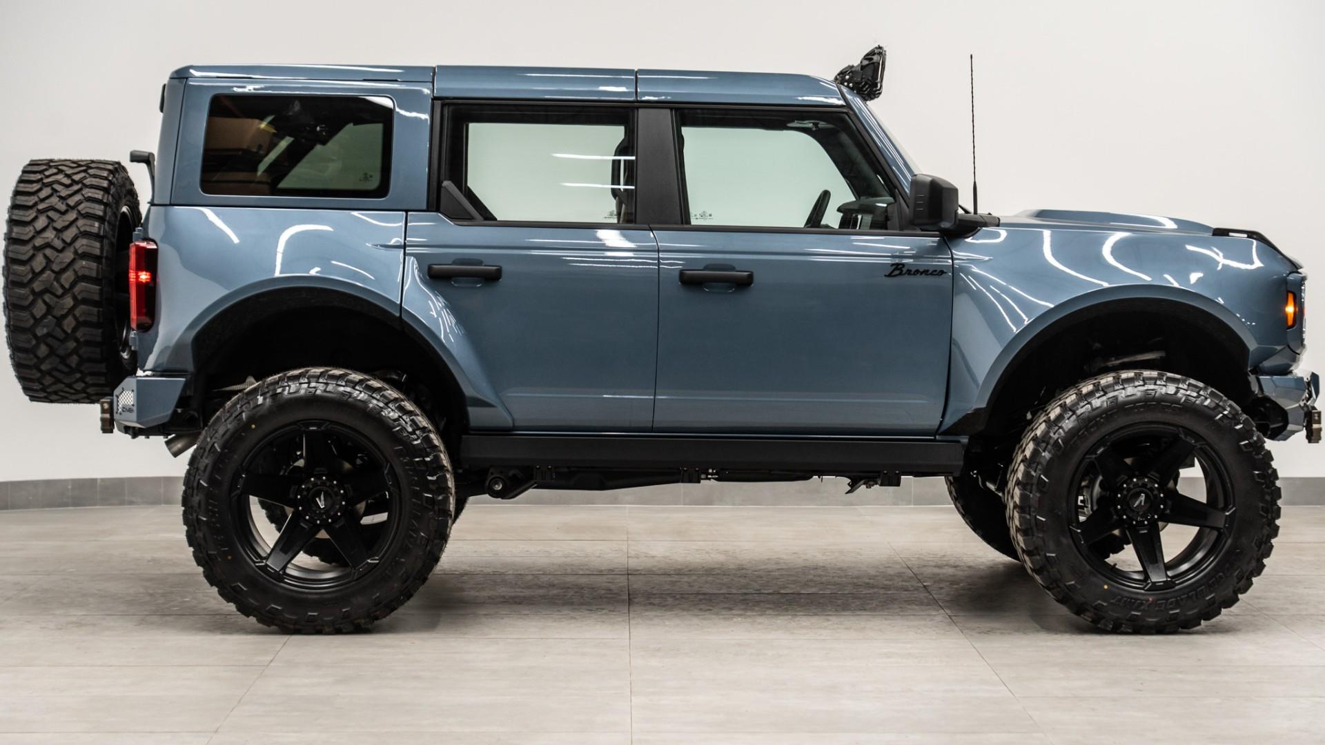 2025 FORD BRONCO in Azzure Gray, photo 7 of 55