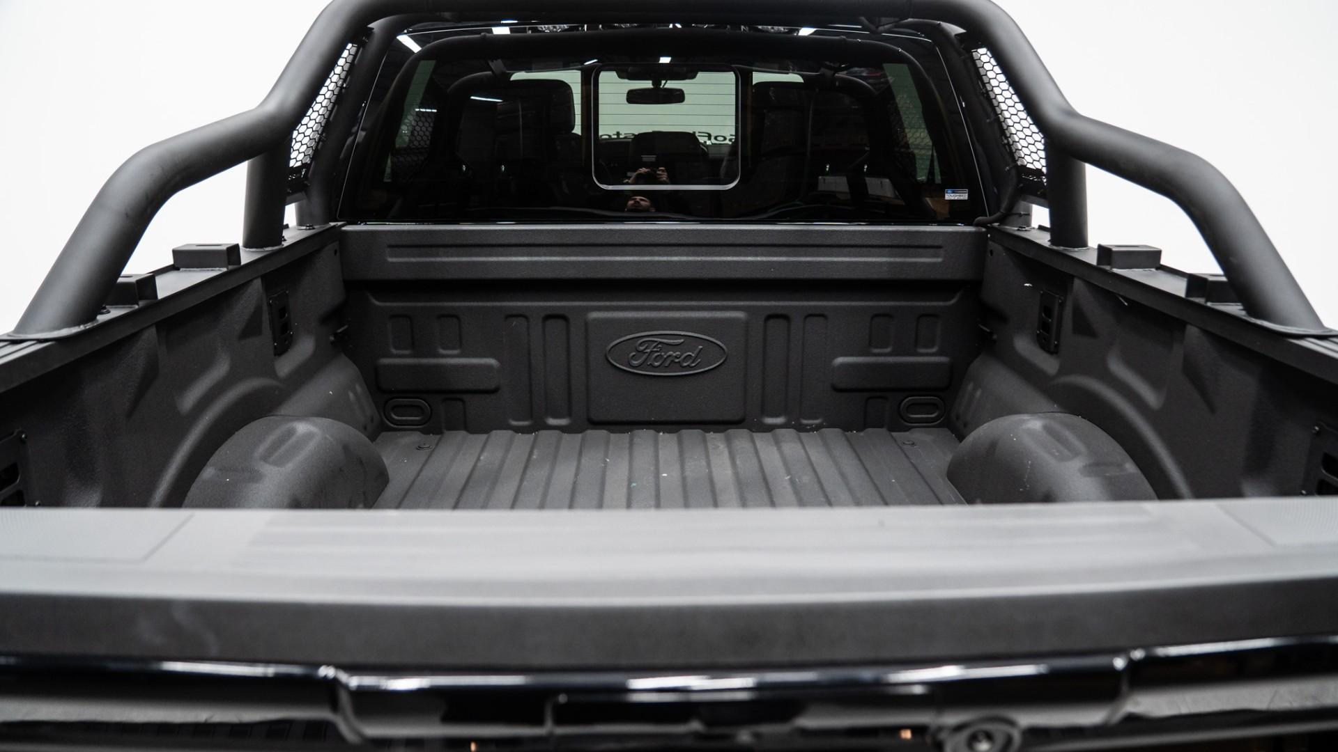 2025 FORD F-150 in Black, photo 25 of 60