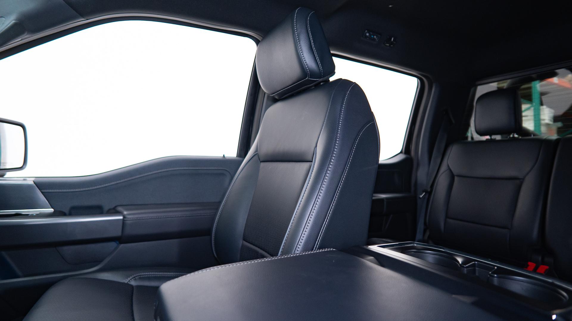 2025 FORD F-150 in Black, photo 36 of 60