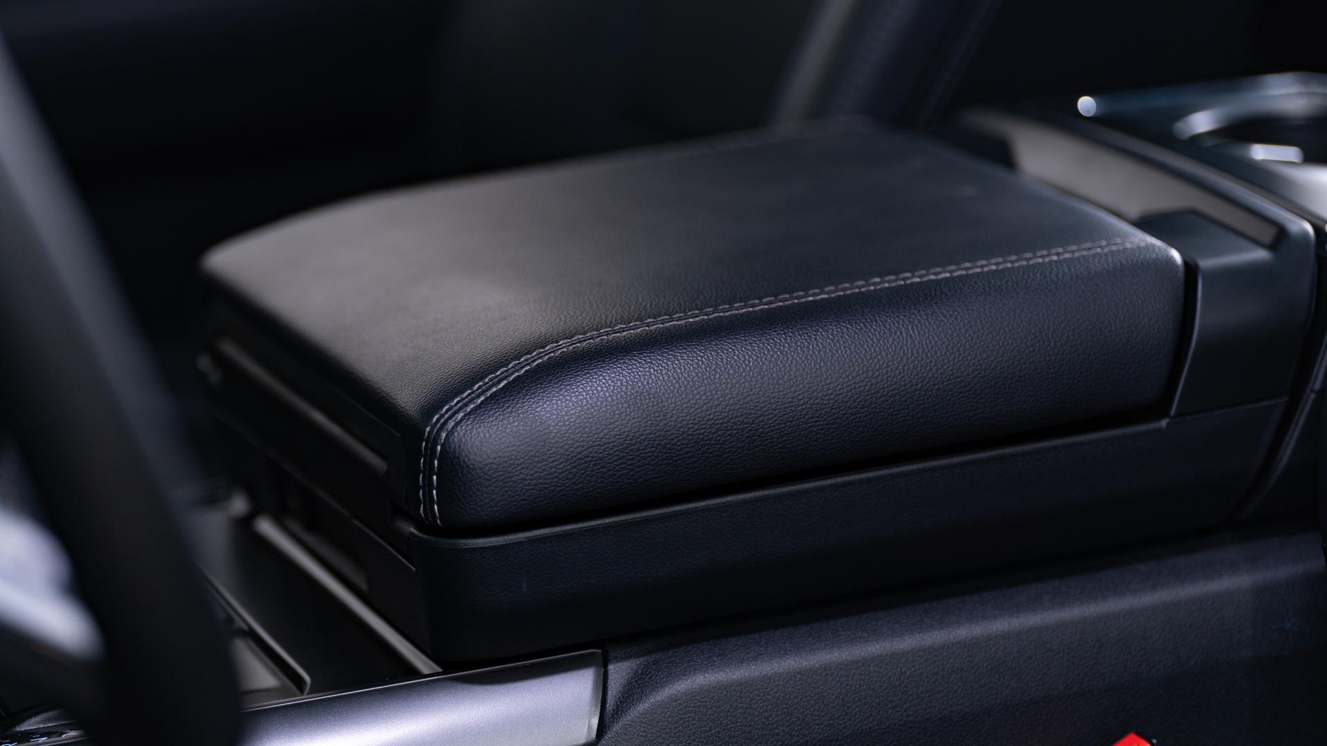 2025 FORD F-150 in Black, photo 43 of 60