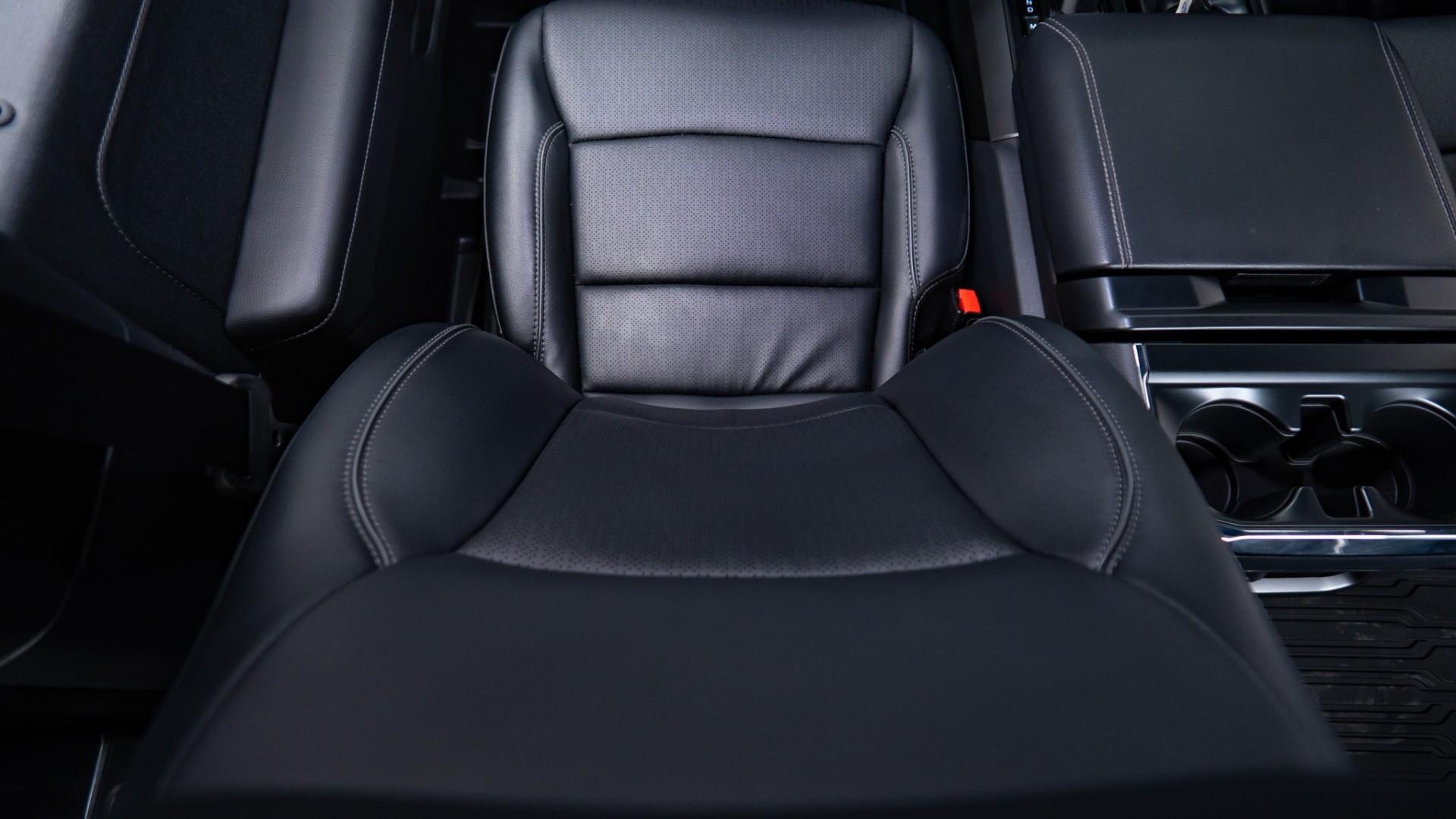 2025 FORD F-150 in Black, photo 47 of 60