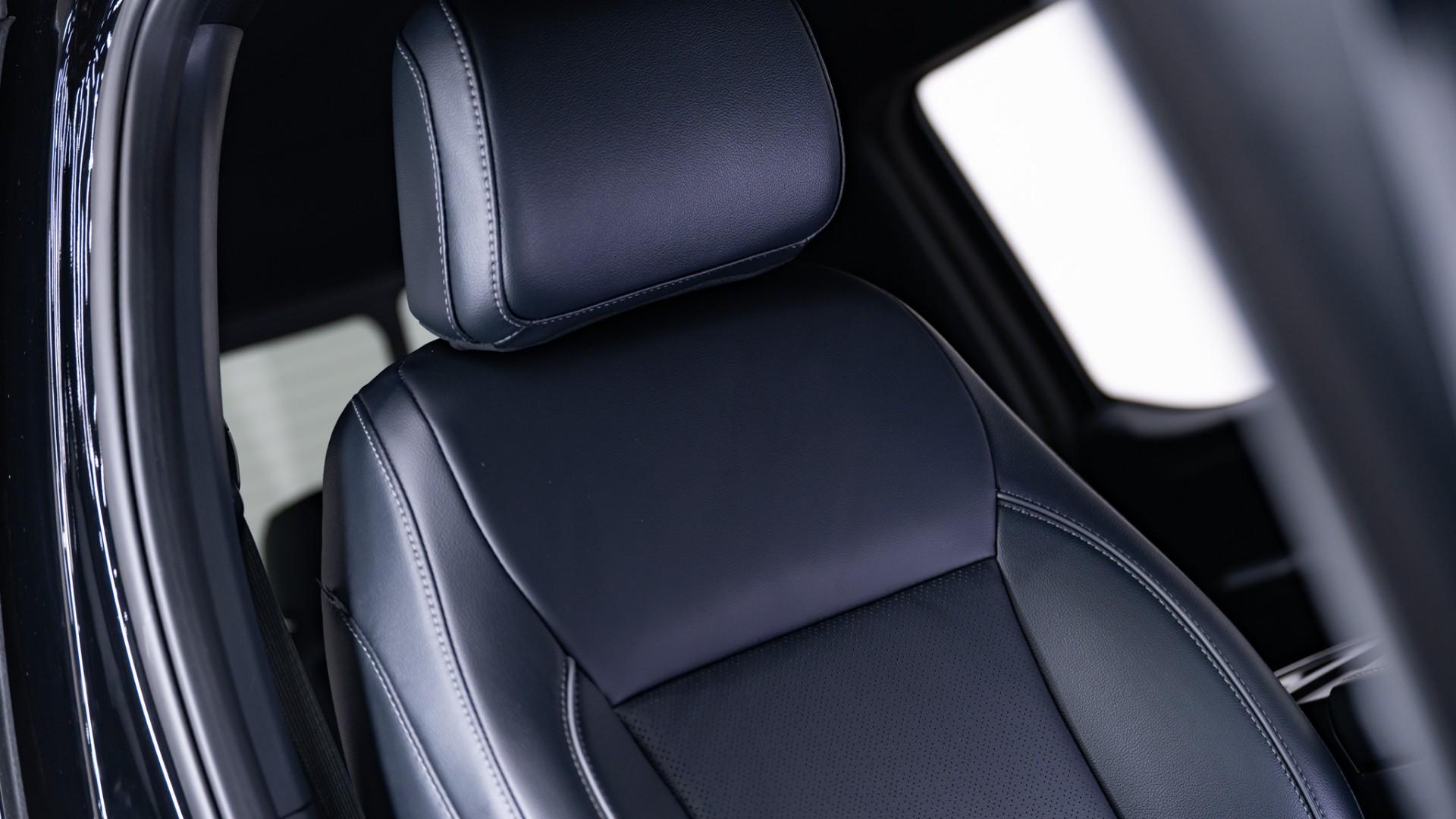 2025 FORD F-150 in Black, photo 55 of 60