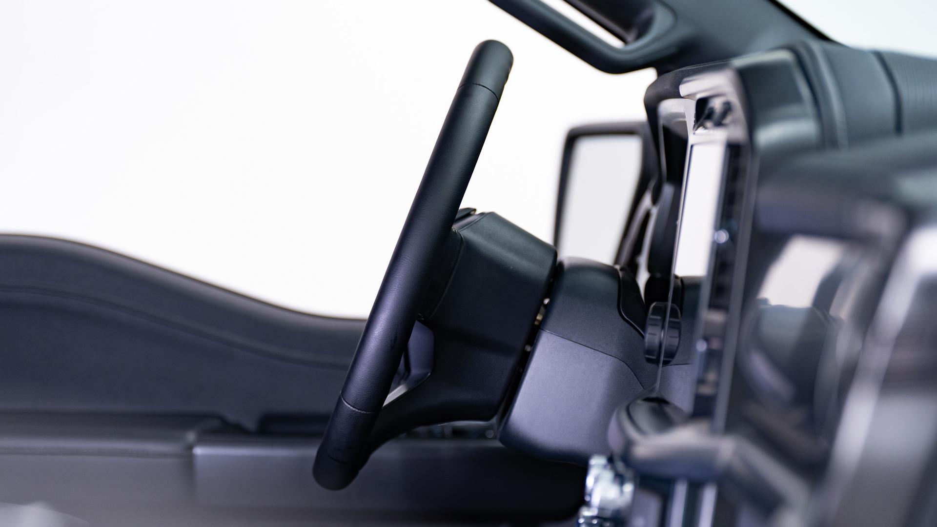 2025 FORD F-150 in Black, photo 58 of 60
