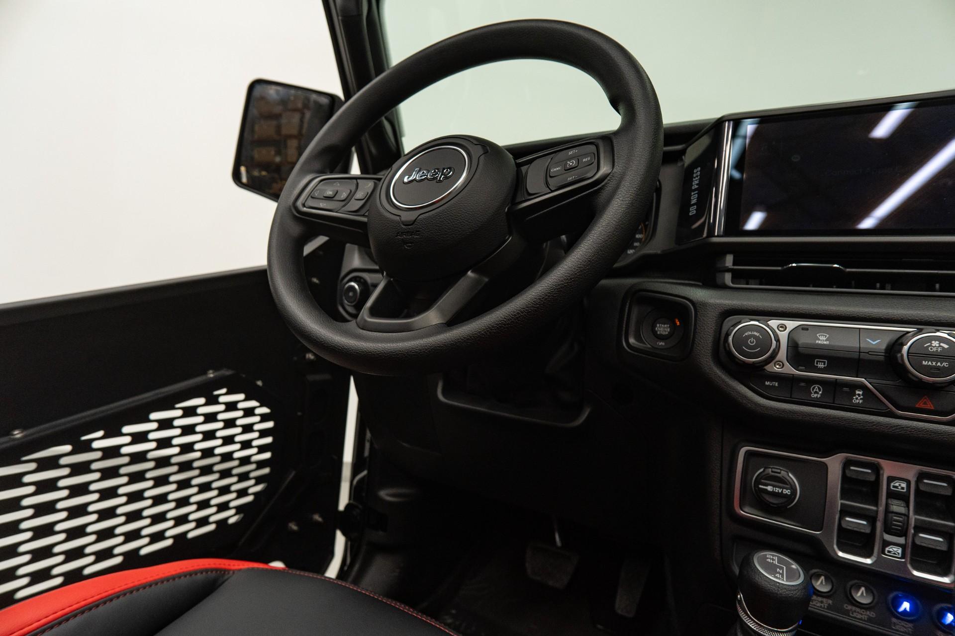 2026 JEEP WRANGLER in BLACK CLEARCOAT, photo 10 of 60