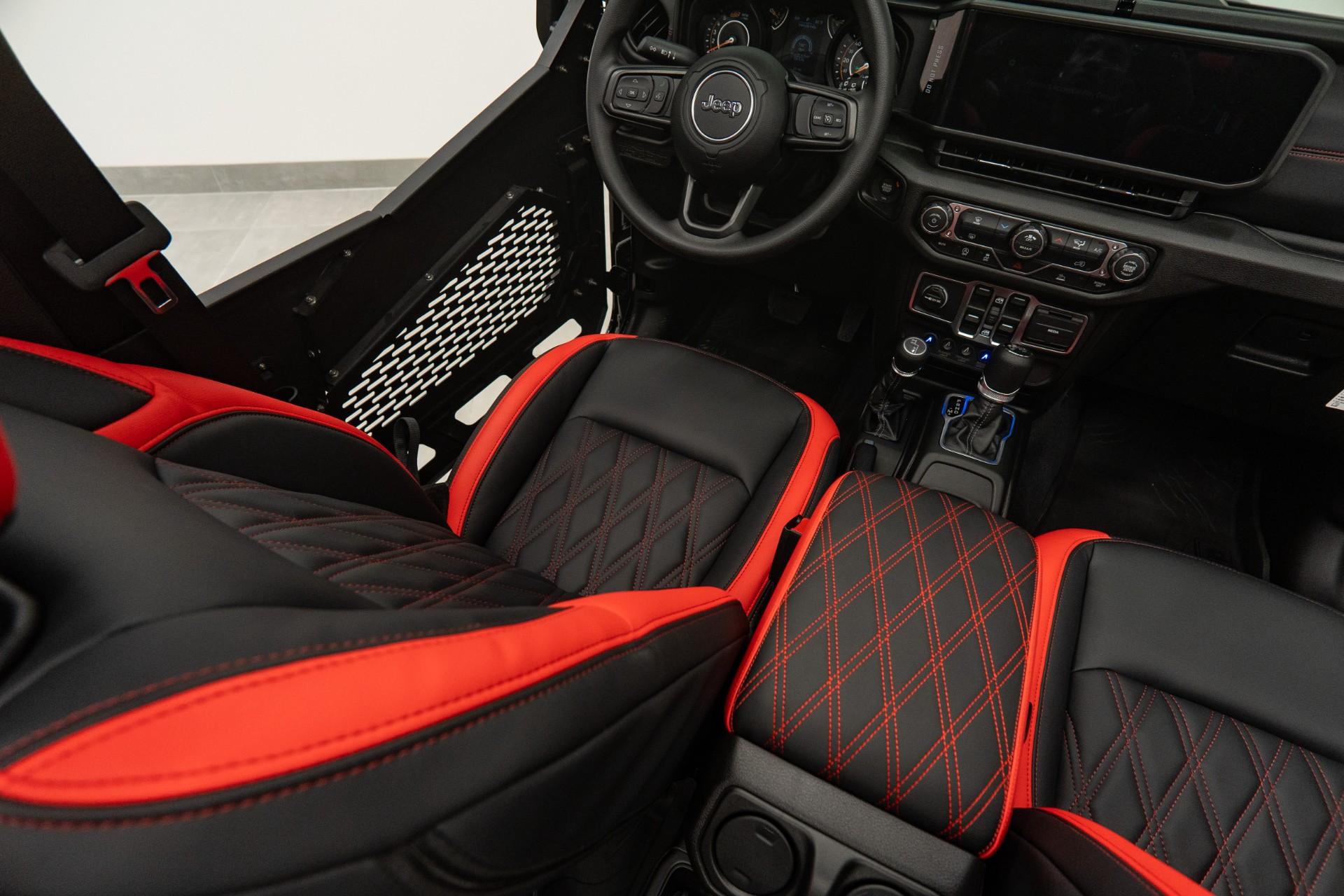 2026 JEEP WRANGLER in BLACK CLEARCOAT, photo 12 of 60