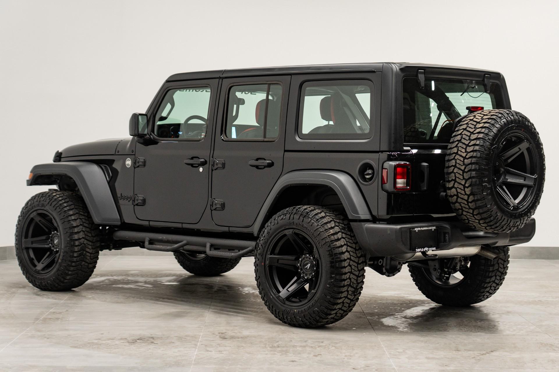 2026 JEEP WRANGLER in BLACK CLEARCOAT, photo 7 of 60