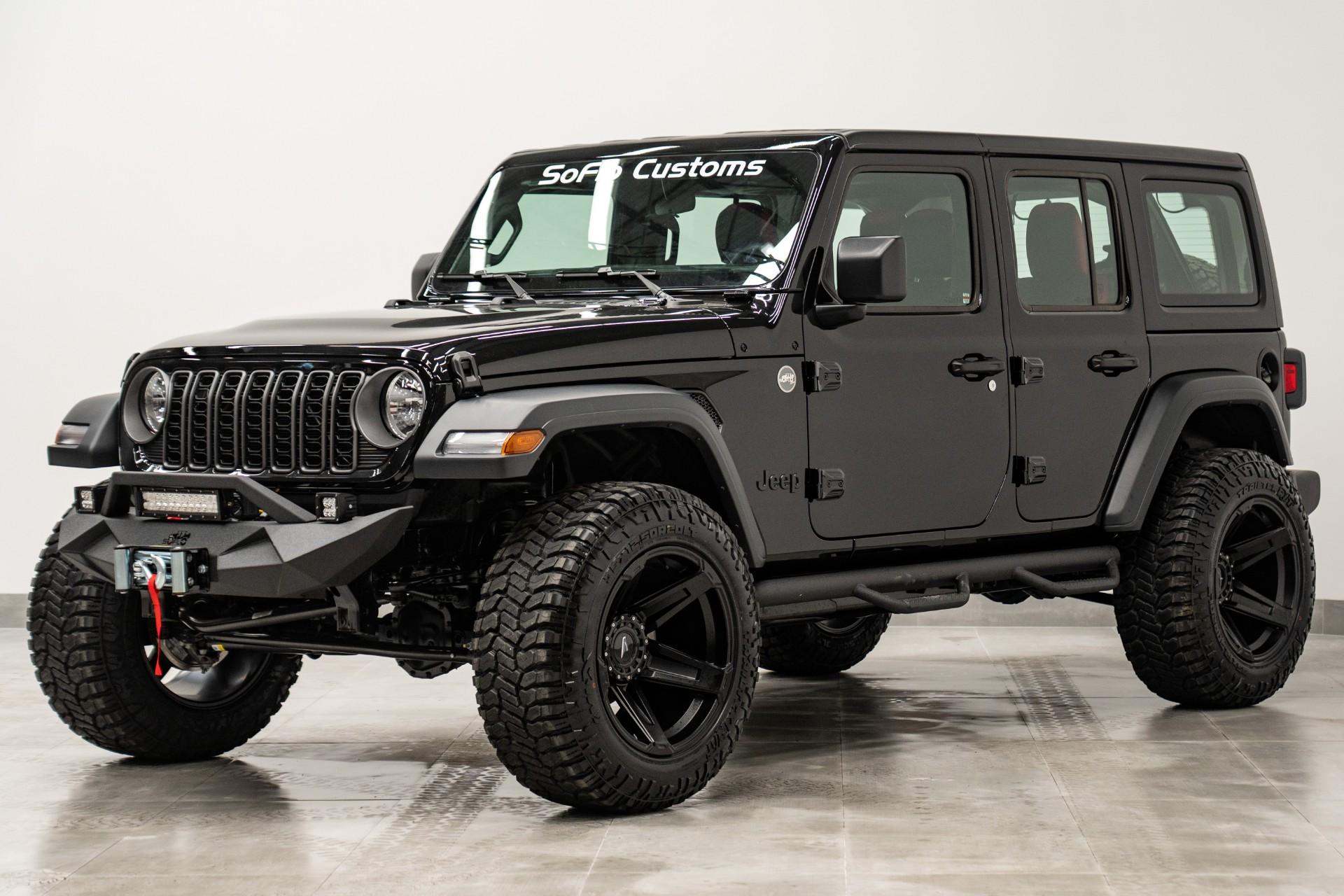 2026 JEEP WRANGLER in BLACK CLEARCOAT, photo 8 of 60