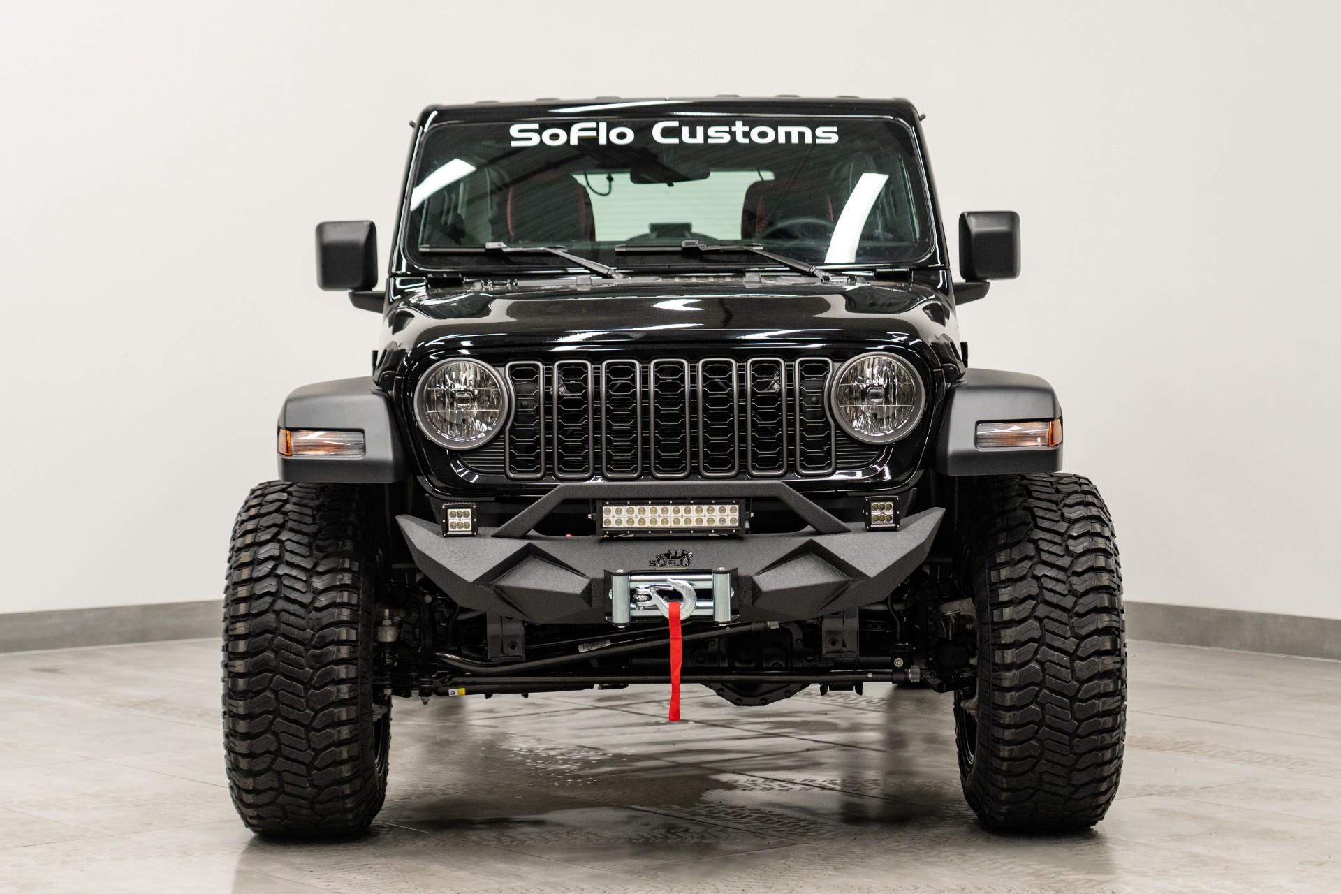 2026 JEEP WRANGLER in BLACK CLEARCOAT, photo 3 of 60