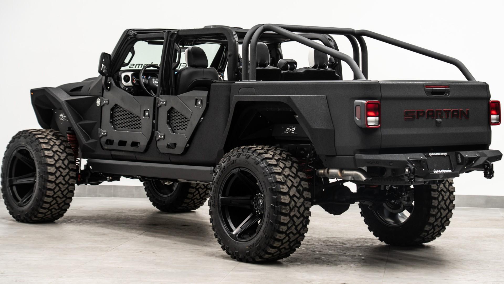 2025 JEEP GLADIATOR in Black, photo 7 of 59