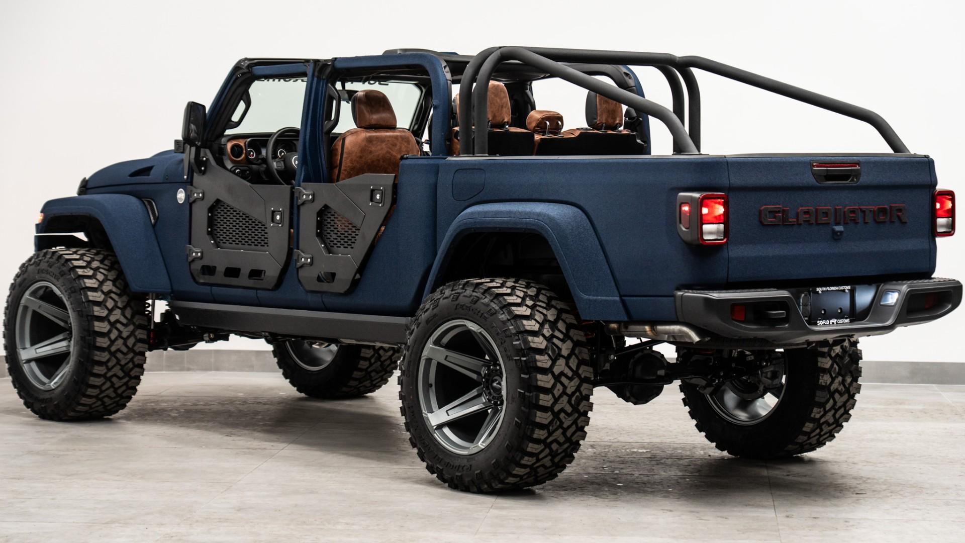 2025 JEEP GLADIATOR in Navy, photo 12 of 53