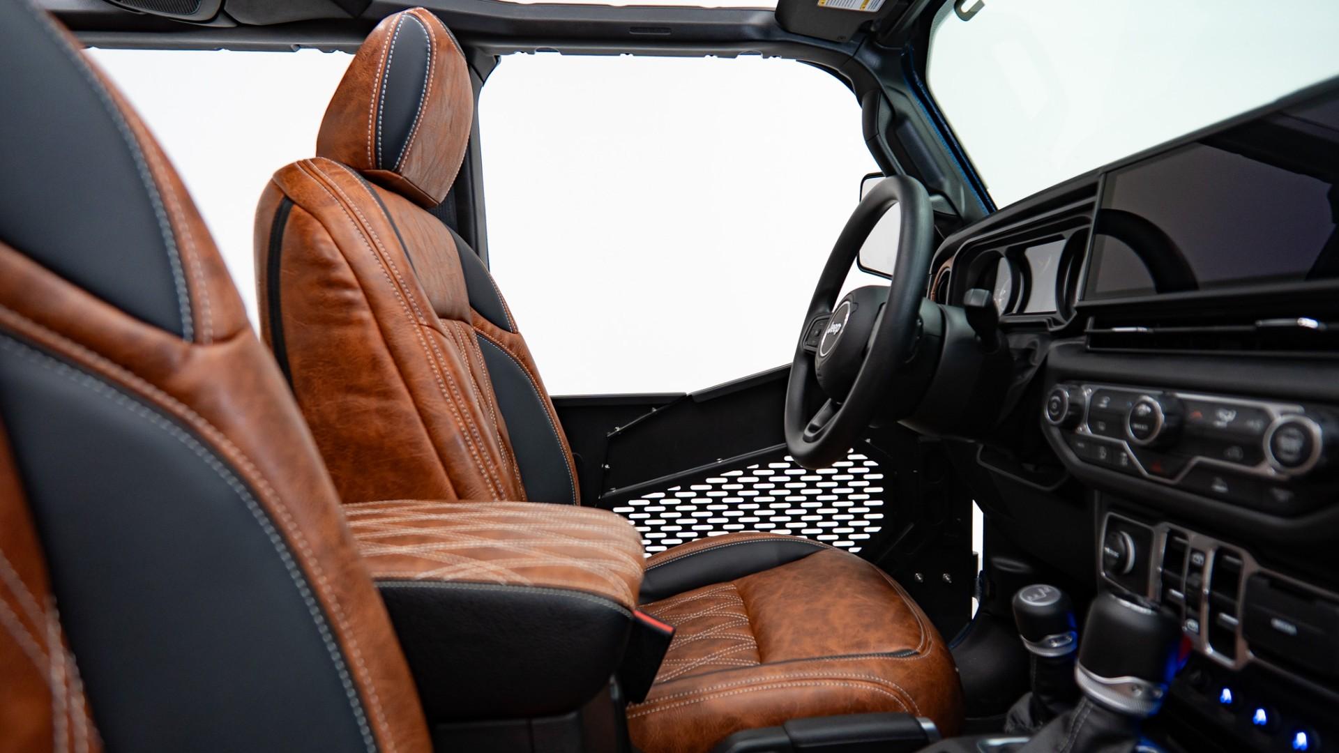 2025 JEEP GLADIATOR in Navy, photo 18 of 53