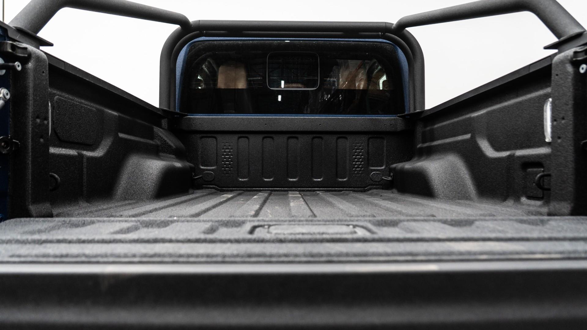 2025 JEEP GLADIATOR in Navy, photo 50 of 53