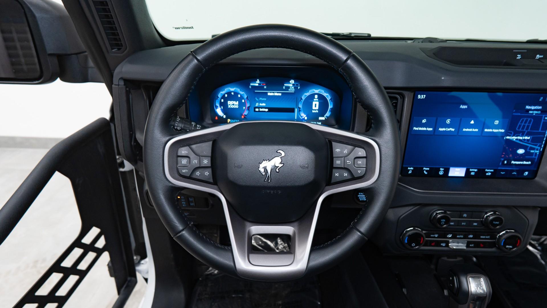 2025 FORD BRONCO in White, photo 12 of 47