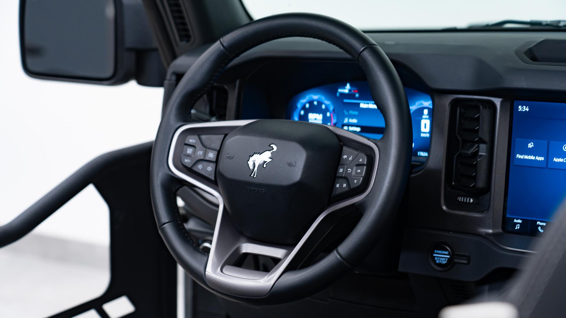 2025 FORD BRONCO in White, photo 16 of 47