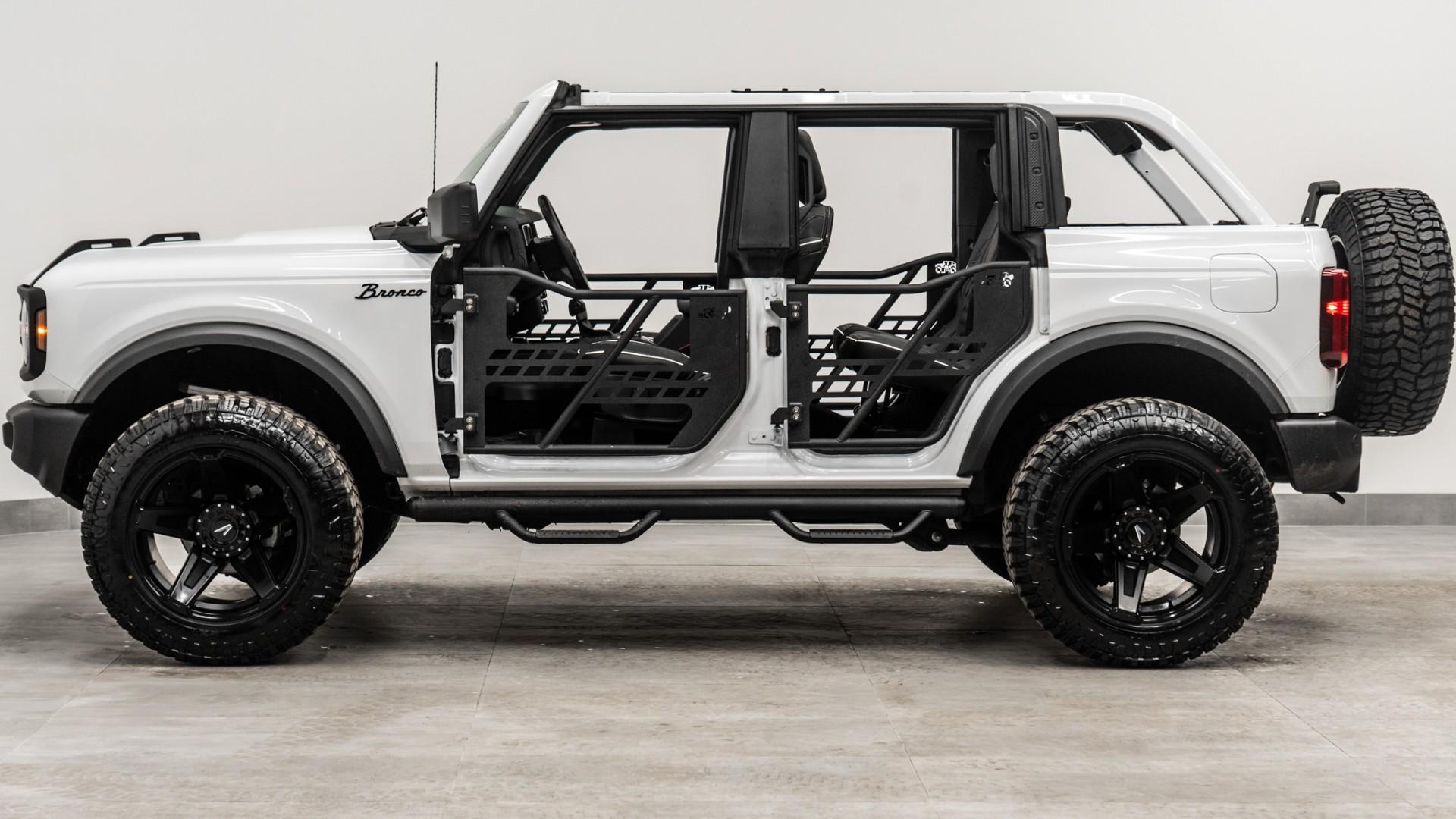 2025 FORD BRONCO in White, photo 34 of 47