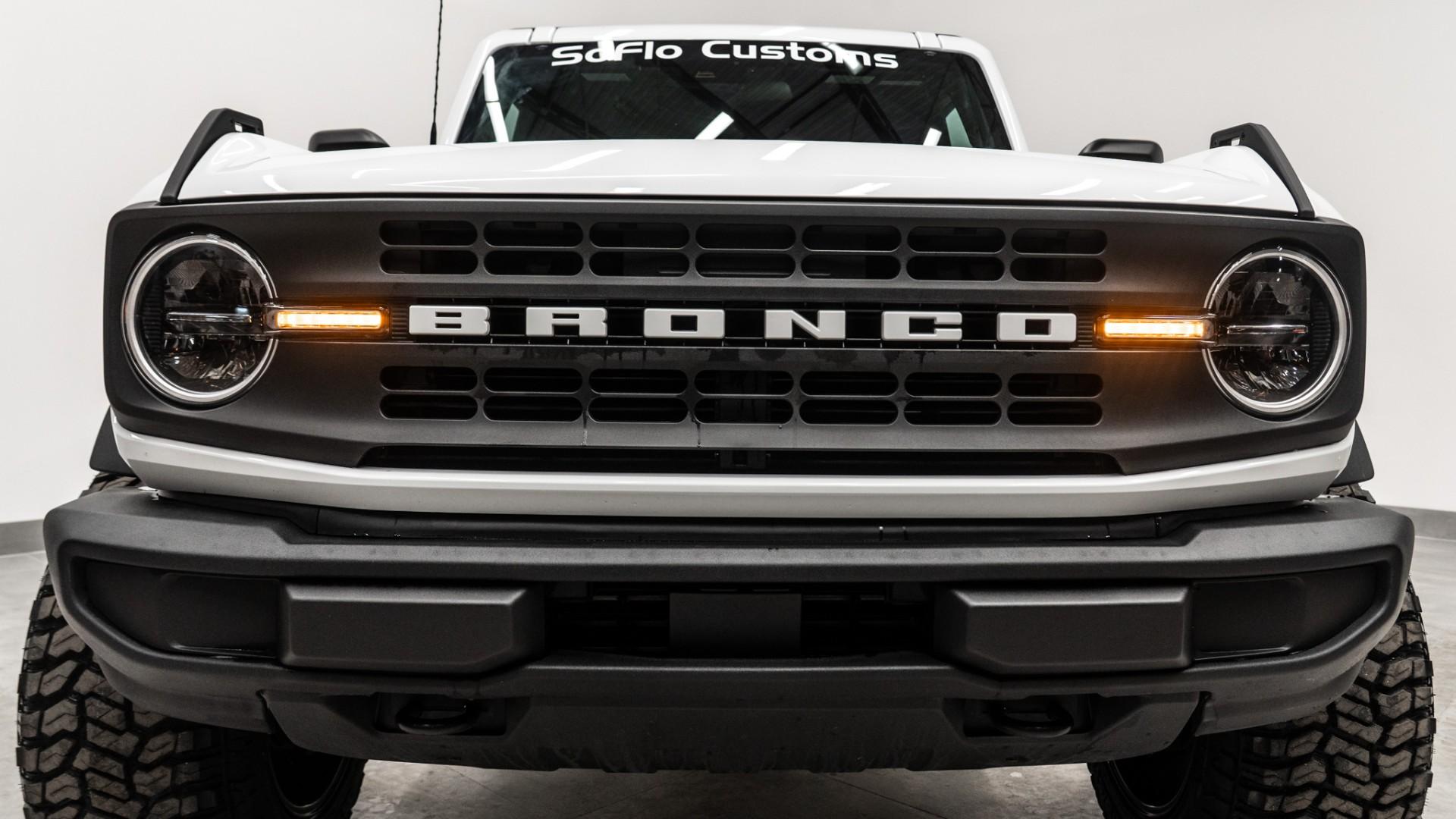 2025 FORD BRONCO in White, photo 38 of 47