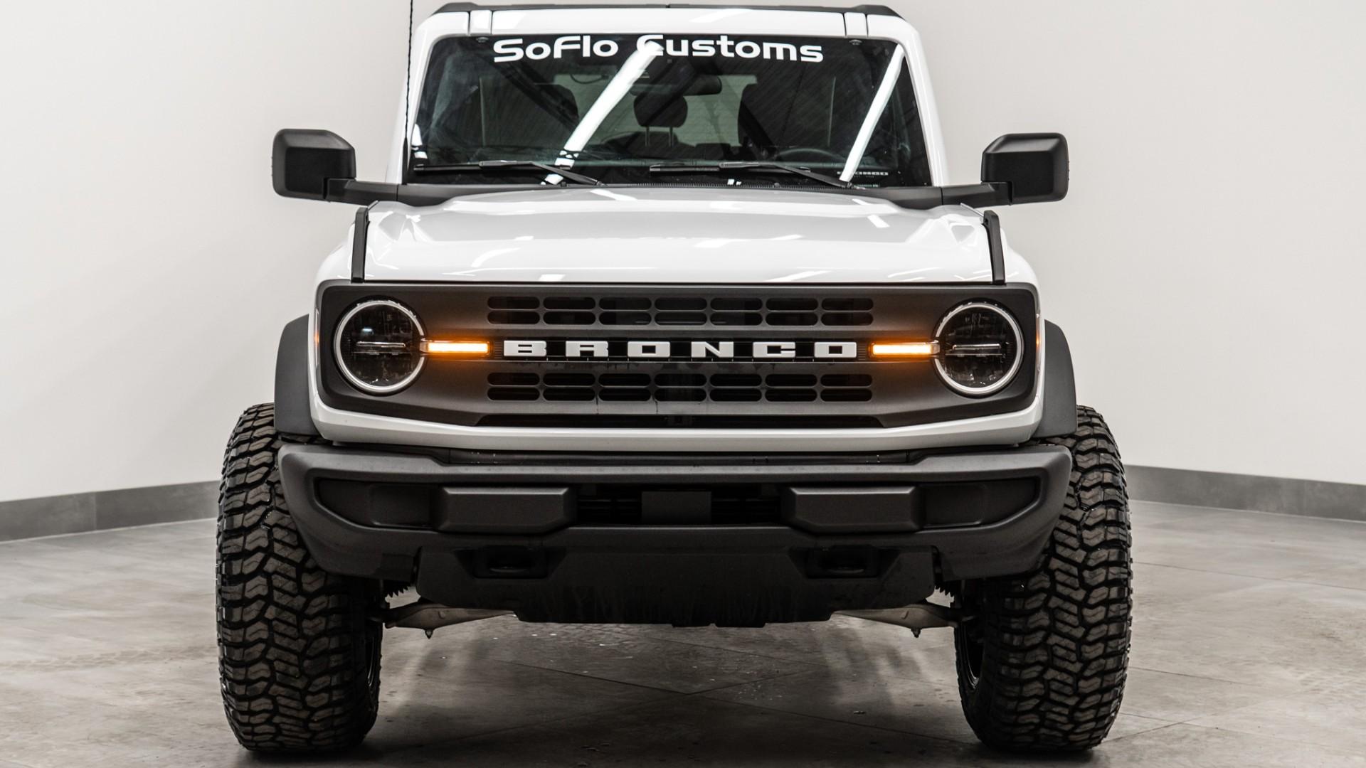 2025 FORD BRONCO in White, photo 4 of 47