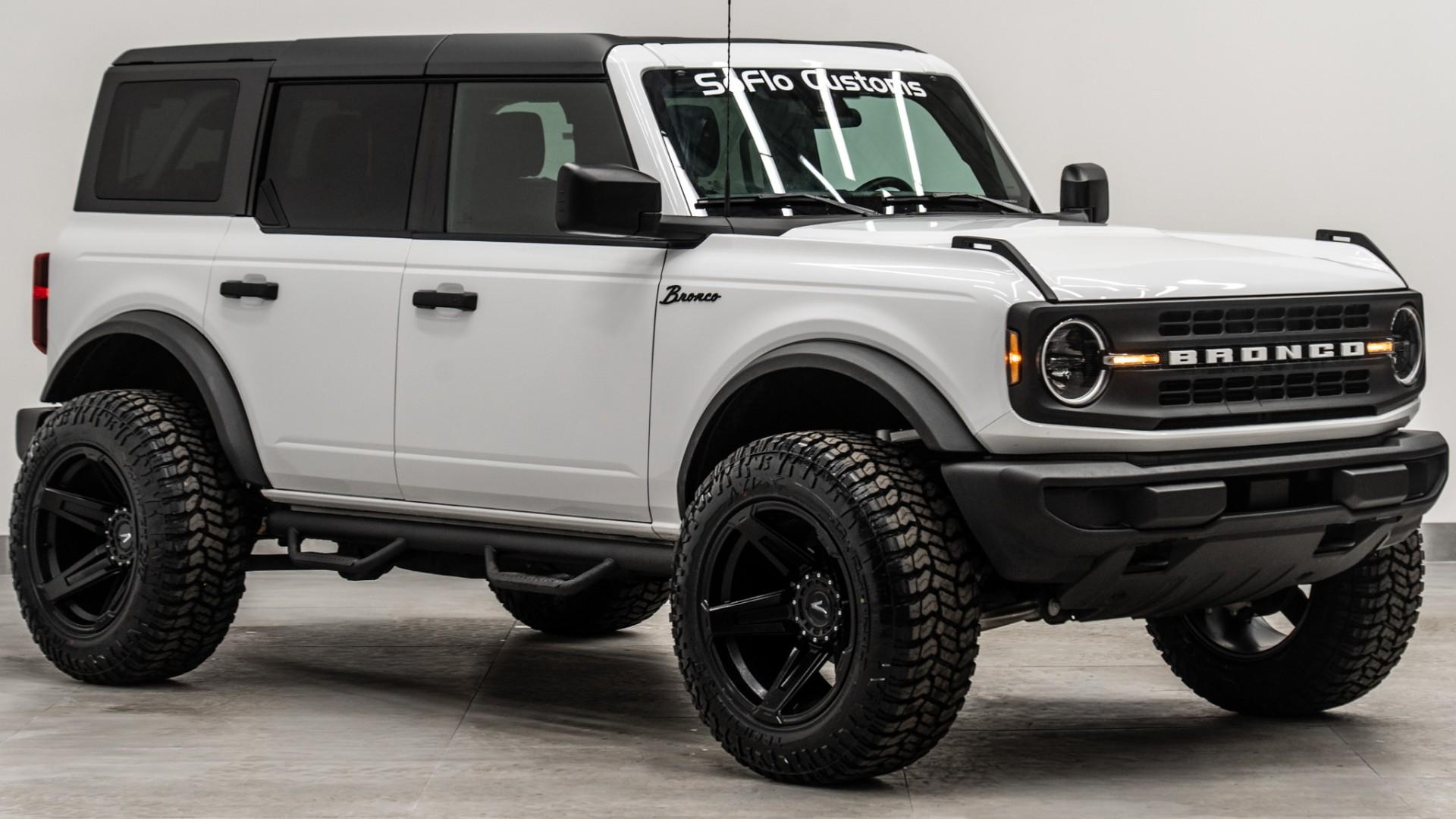 2025 FORD BRONCO in White, photo 6 of 47