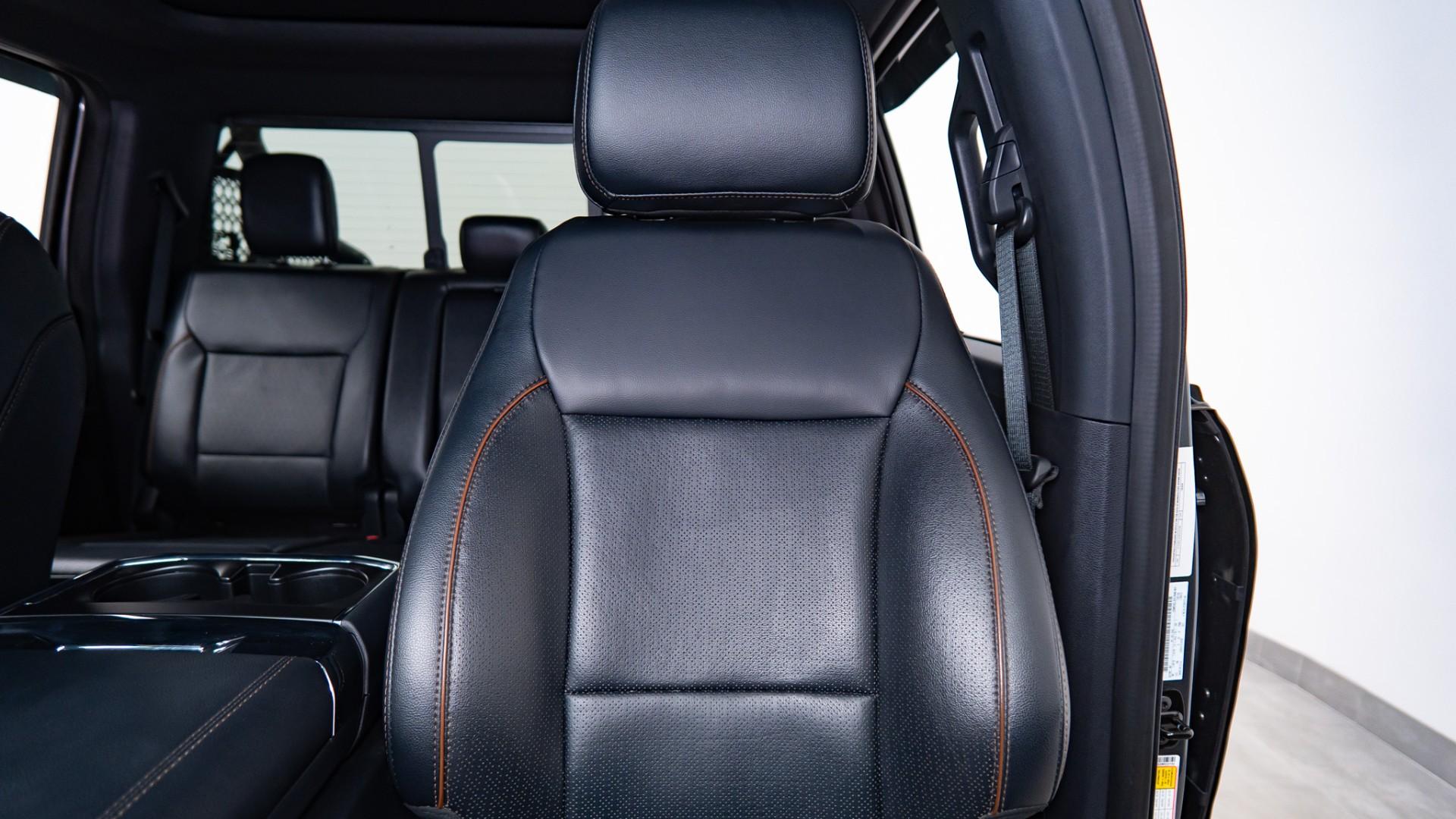 2024 FORD F-150 LARIAT in Carbonized Gray, photo 23 of 50