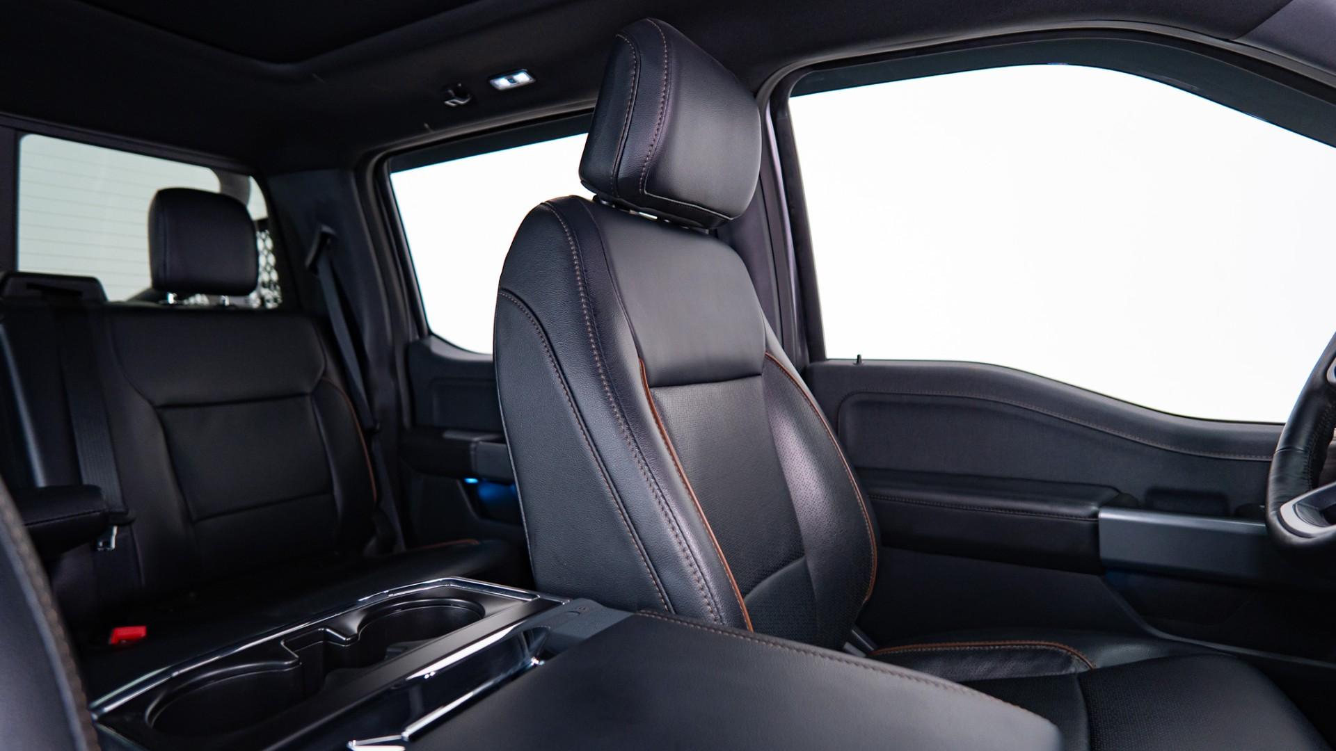 2024 FORD F-150 LARIAT in Carbonized Gray, photo 25 of 50