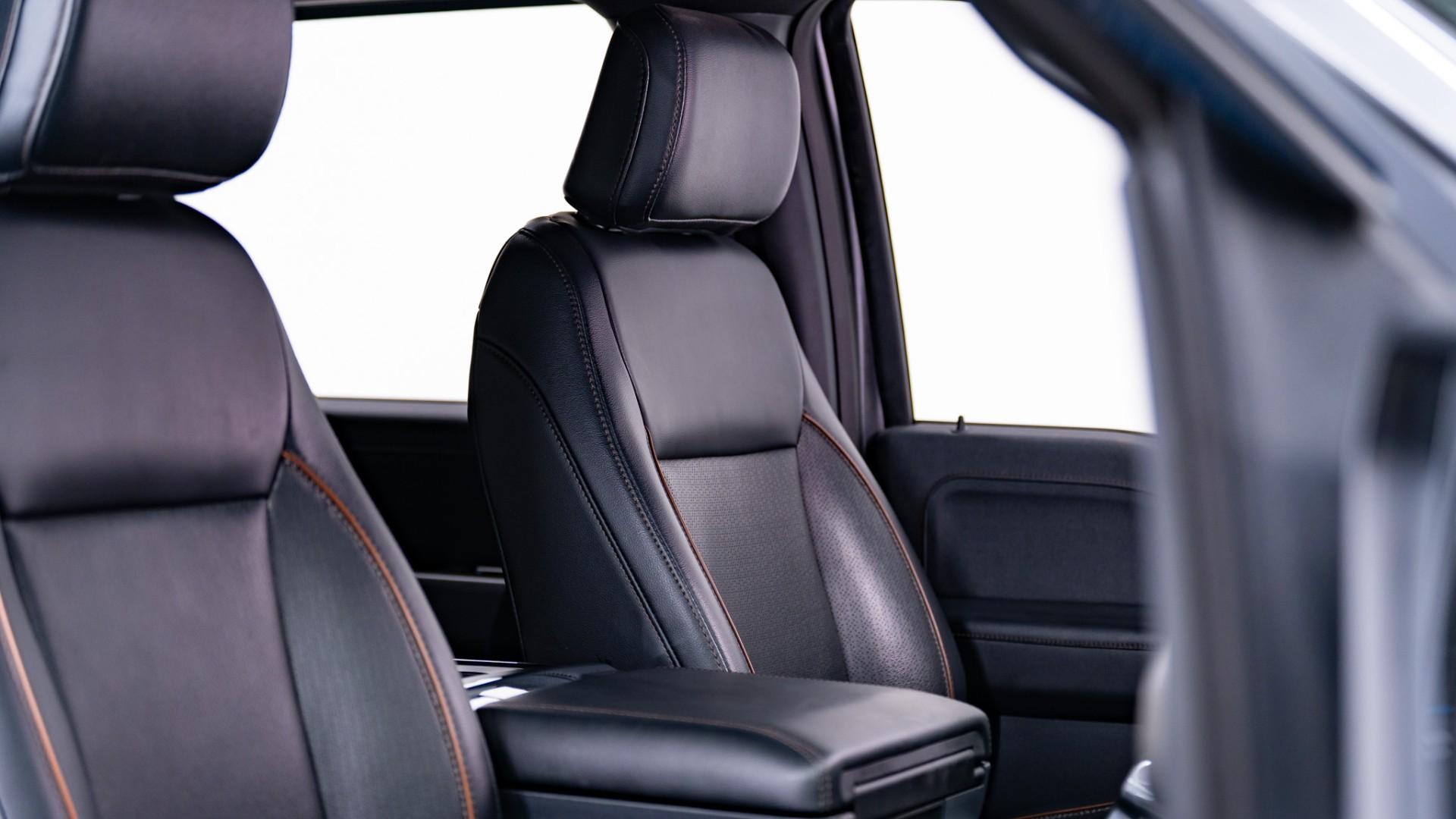 2024 FORD F-150 LARIAT in Carbonized Gray, photo 28 of 50