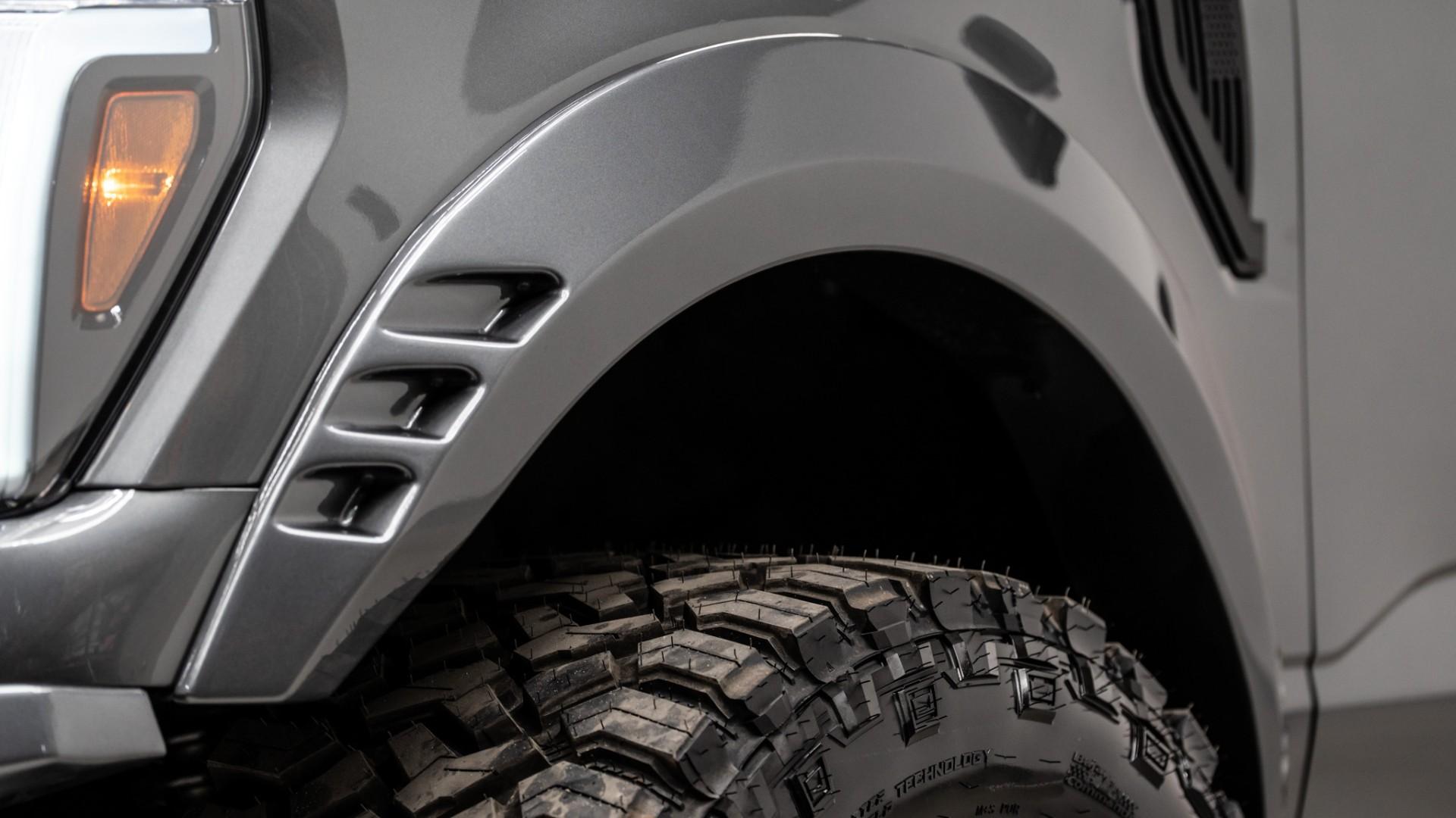 2024 FORD F-150 LARIAT in Carbonized Gray, photo 30 of 50