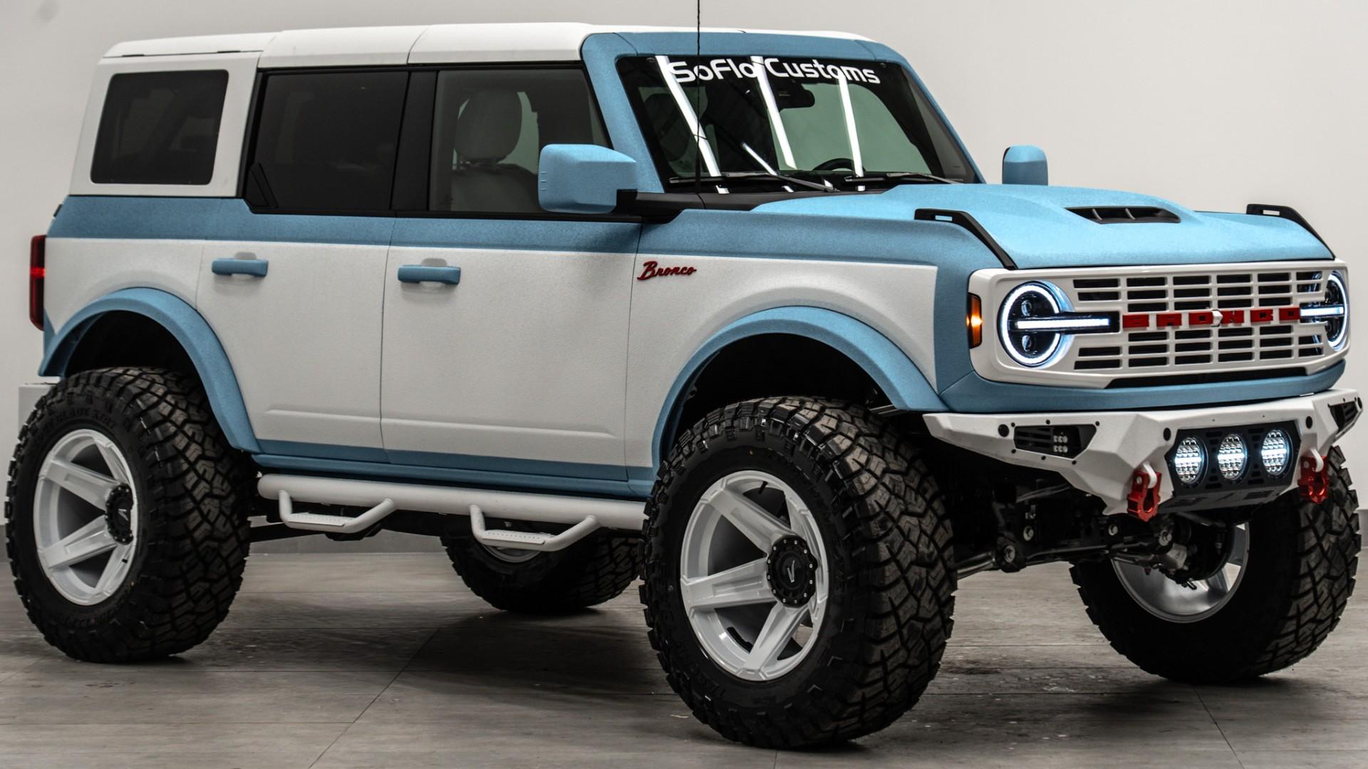 2025 FORD BRONCO in Baby Blue, photo 7 of 54