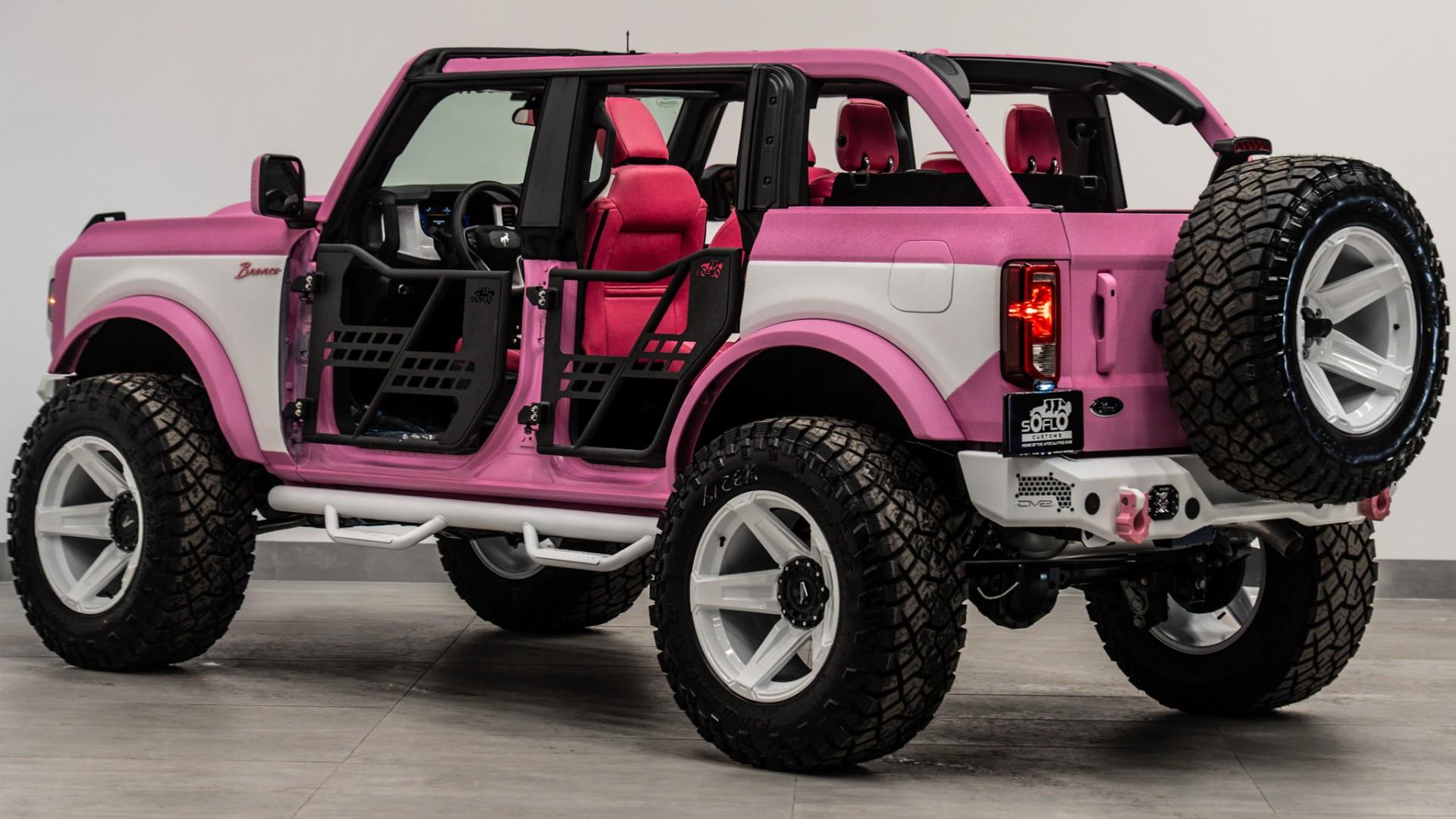 2025 FORD BRONCO in Pink, photo 7 of 57