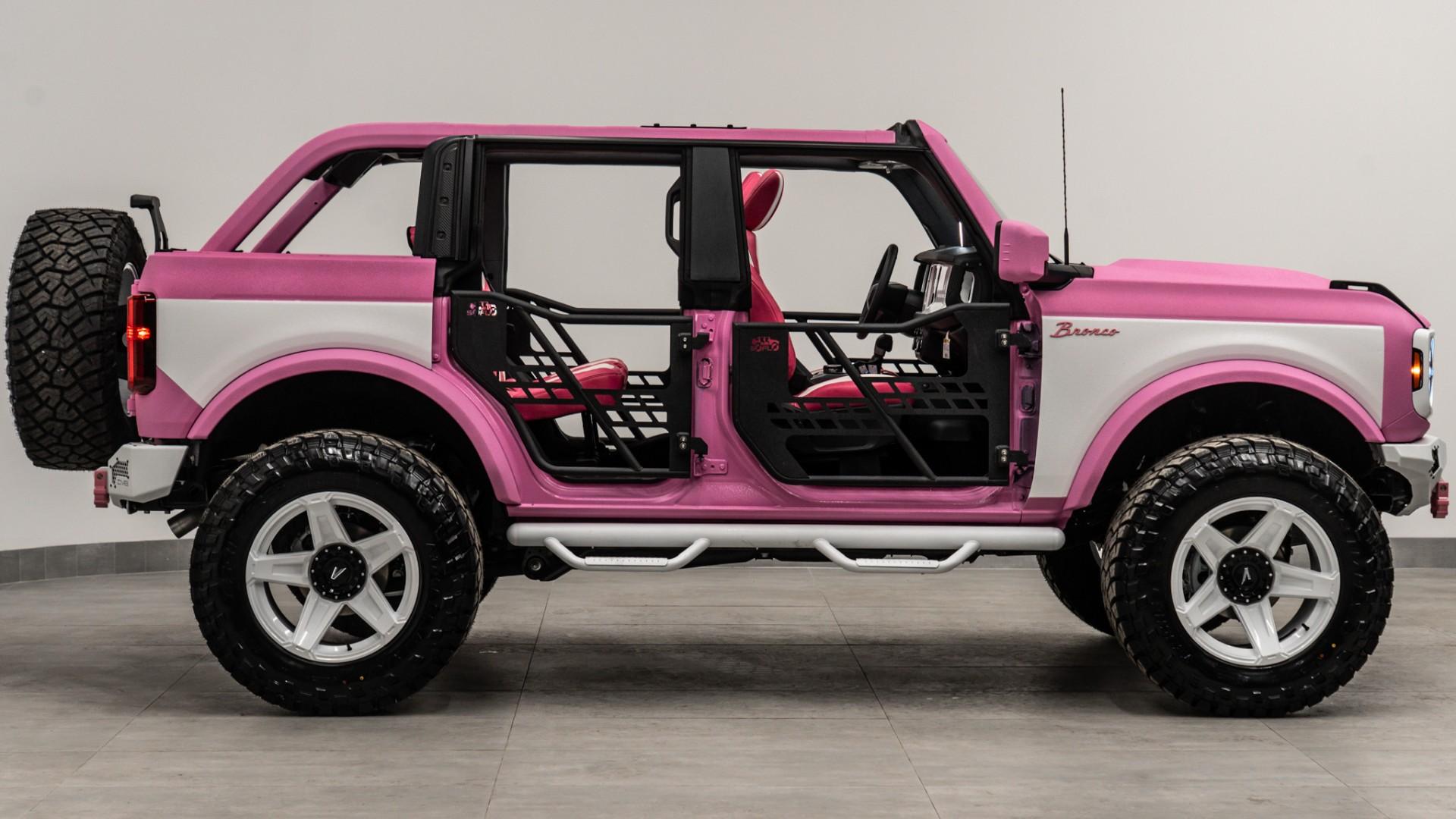2025 FORD BRONCO in Pink, photo 9 of 57