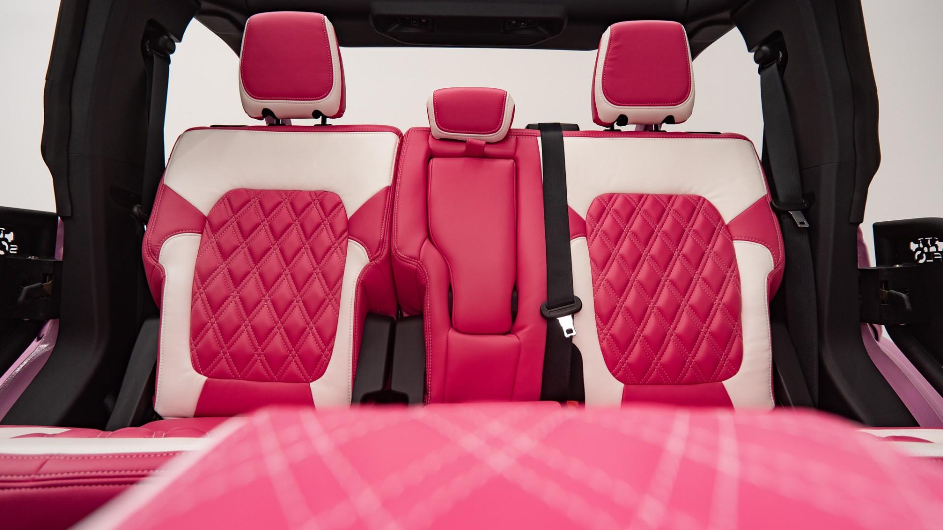 2025 FORD BRONCO in Pink, photo 11 of 57