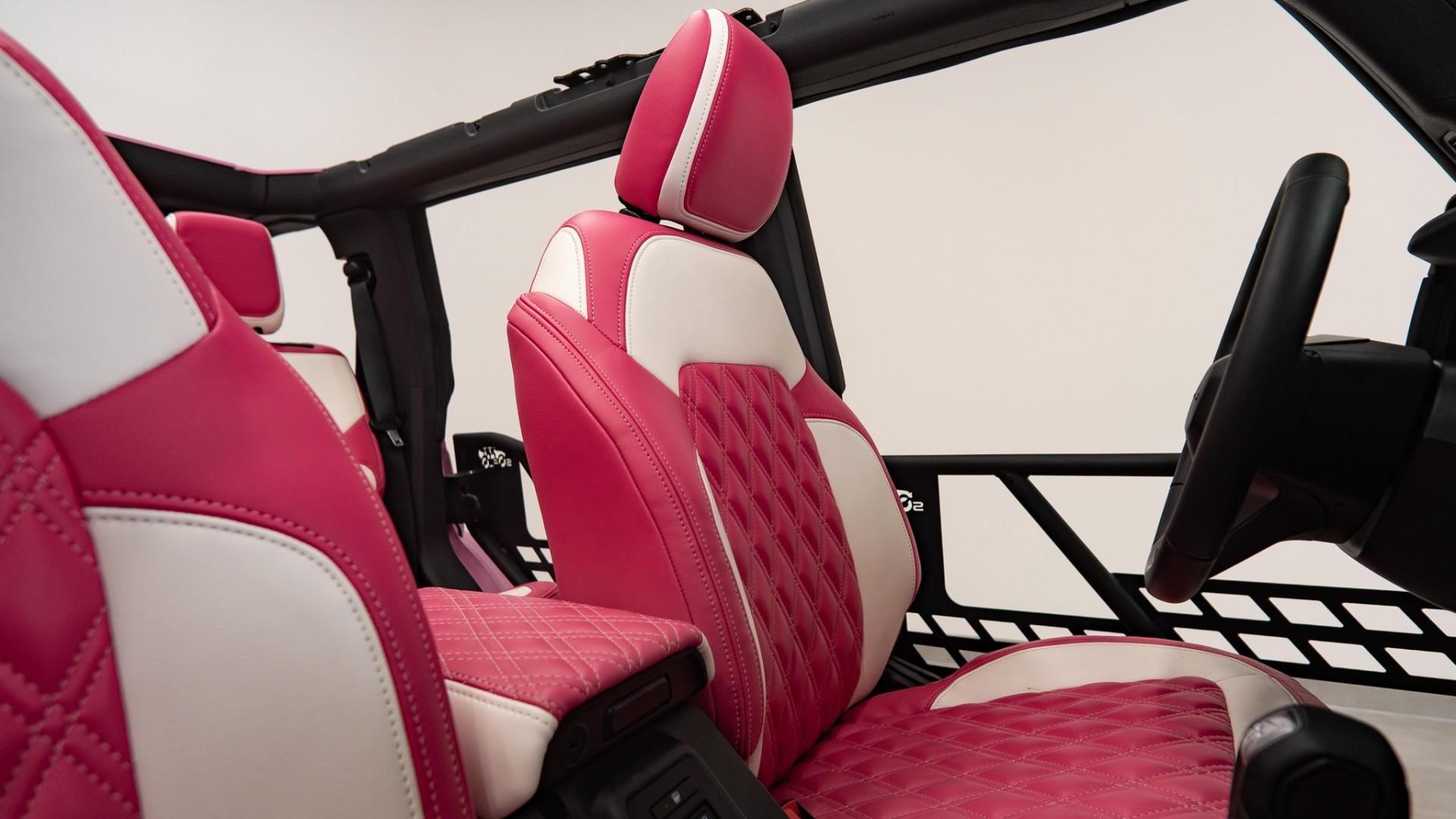 2025 FORD BRONCO in Pink, photo 13 of 57