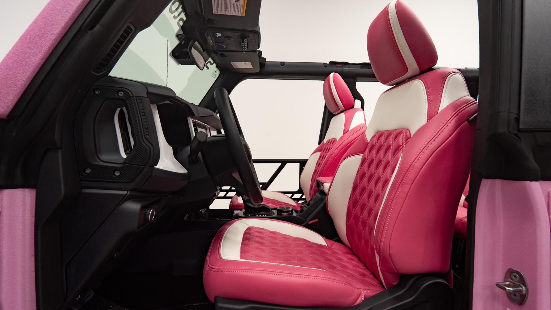2025 FORD BRONCO in Pink, photo 22 of 57
