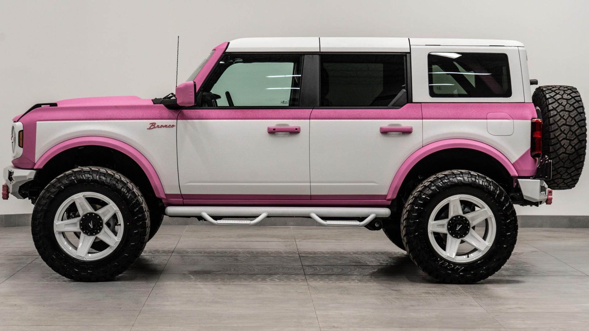 2025 FORD BRONCO in Pink, photo 49 of 57