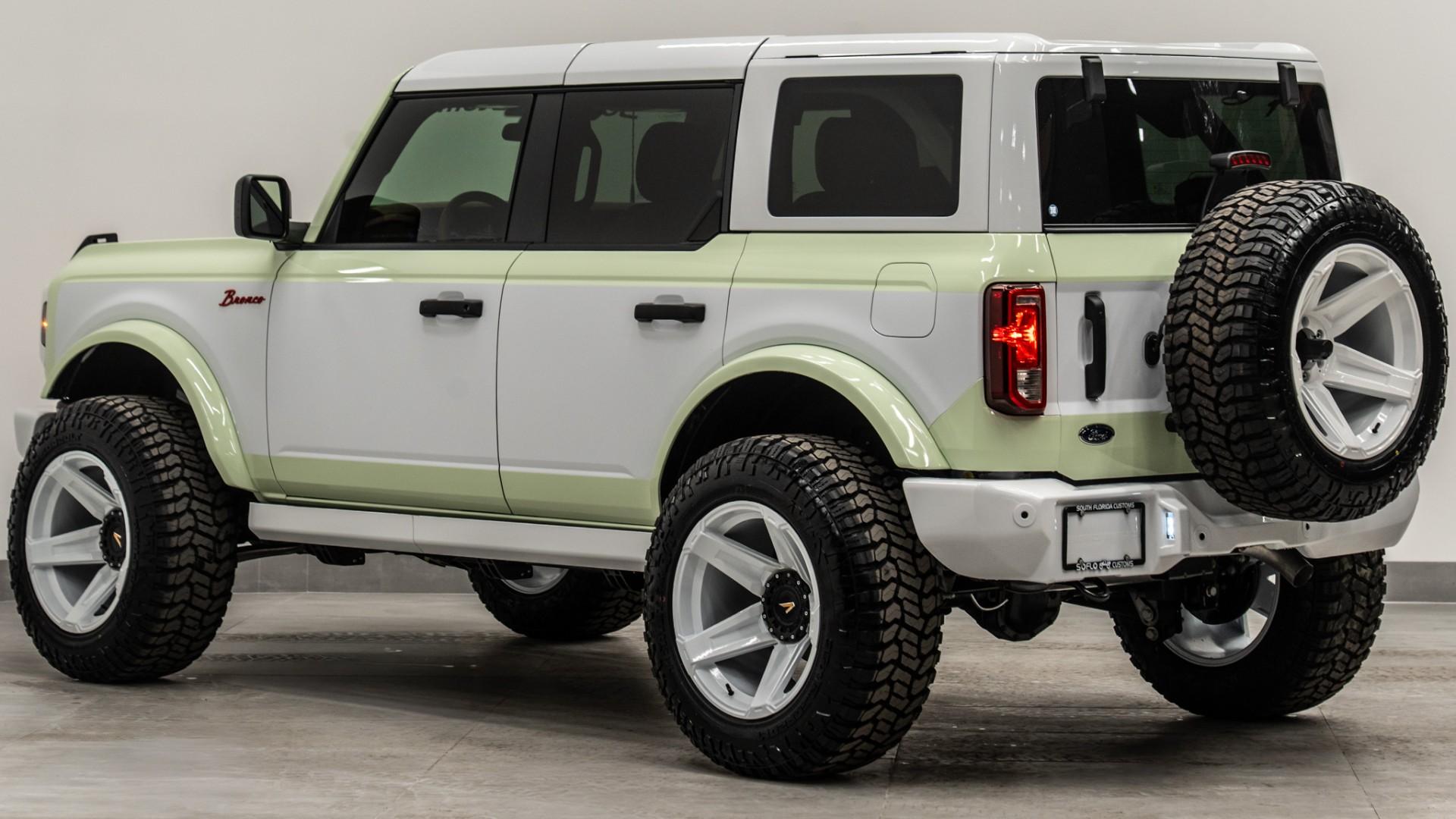 2025 FORD BRONCO in Green, photo 49 of 53