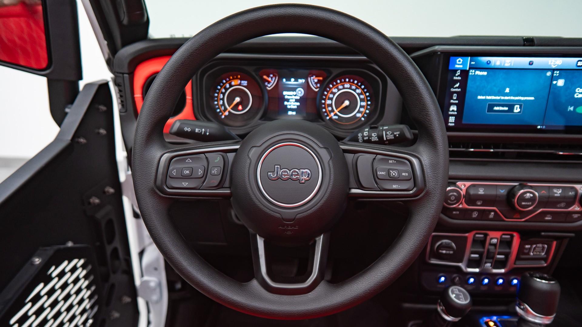 2026 JEEP WRANGLER in BRIGHT WHITE CLEARCOAT, photo 22 of 56