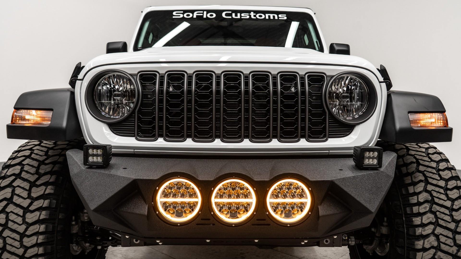 2026 JEEP WRANGLER in BRIGHT WHITE CLEARCOAT, photo 43 of 56