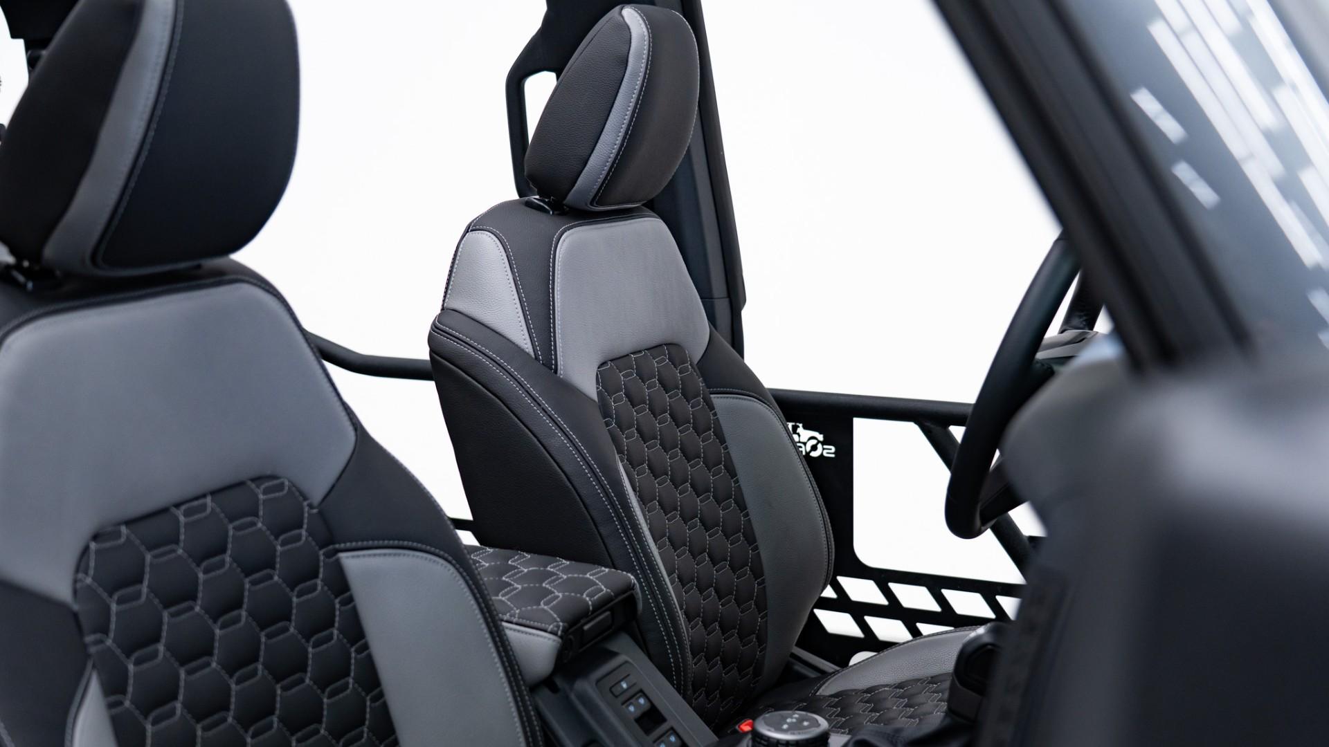 2025 FORD BRONCO in Carbonized Gray, photo 15 of 48
