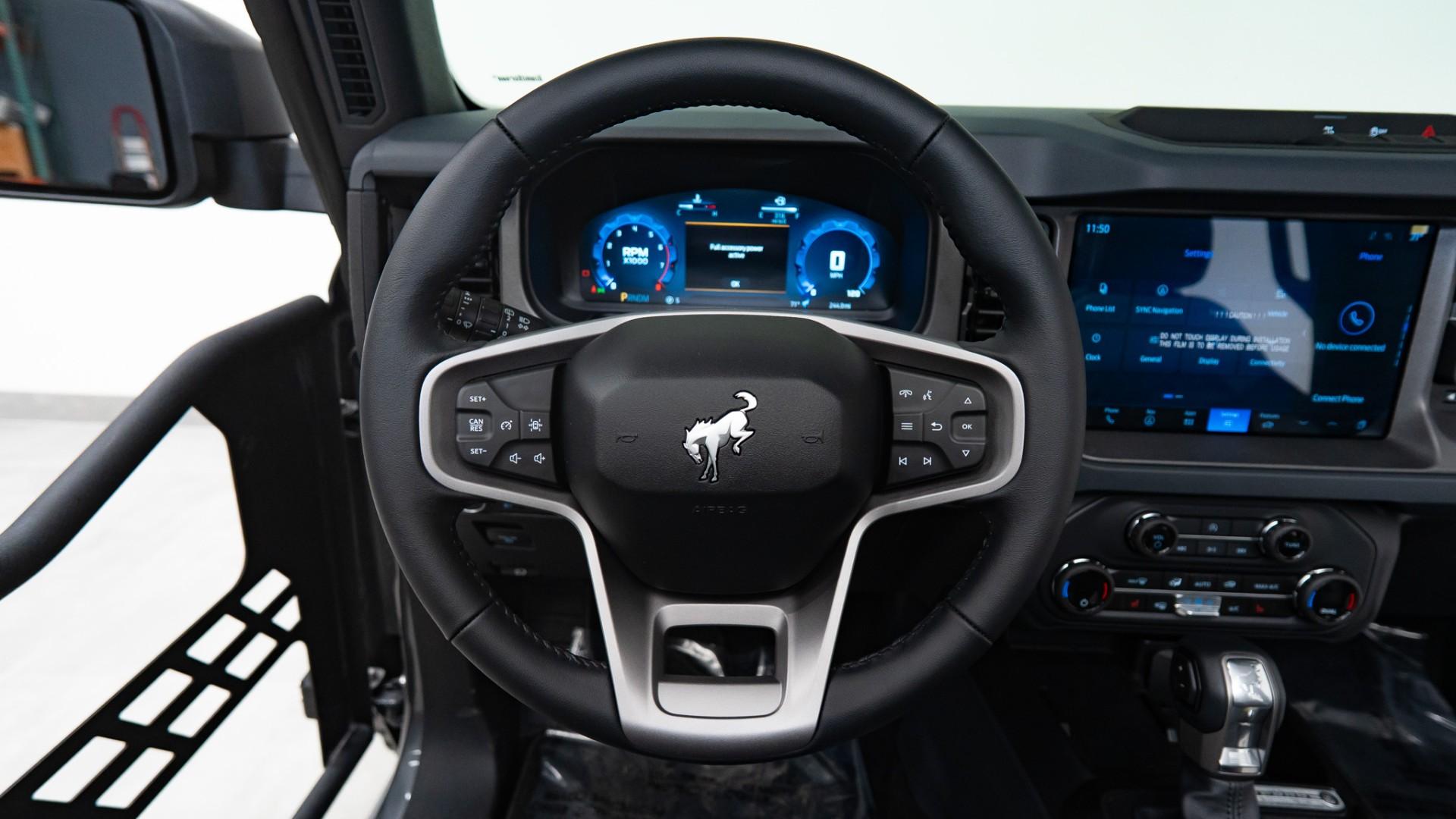 2025 FORD BRONCO in Carbonized Gray, photo 22 of 48