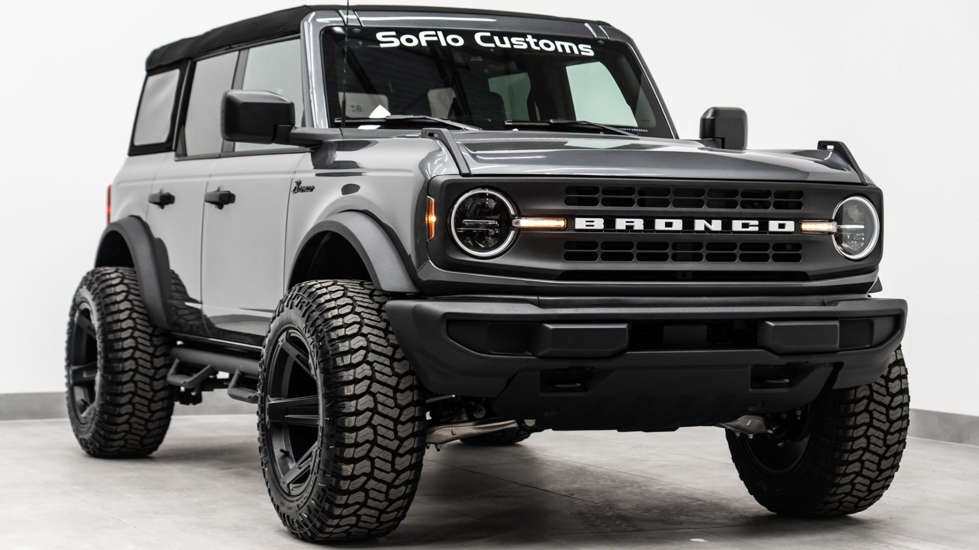 2025 FORD BRONCO in Carbonized Gray, photo 35 of 48