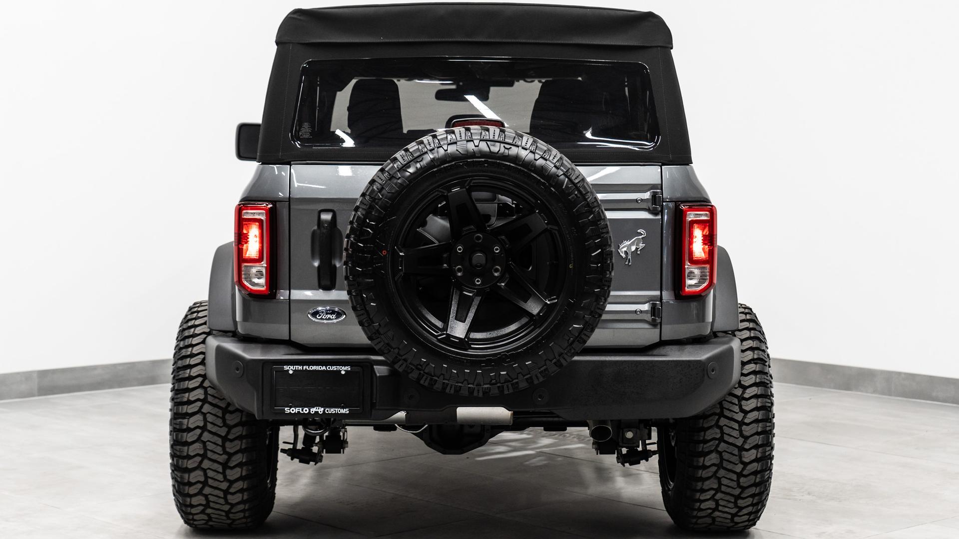 2025 FORD BRONCO in Carbonized Gray, photo 6 of 48