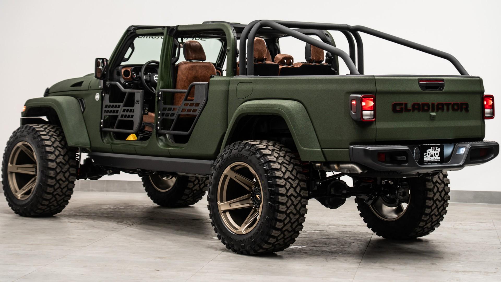 2025 JEEP GLADIATOR in Green, photo 27 of 57
