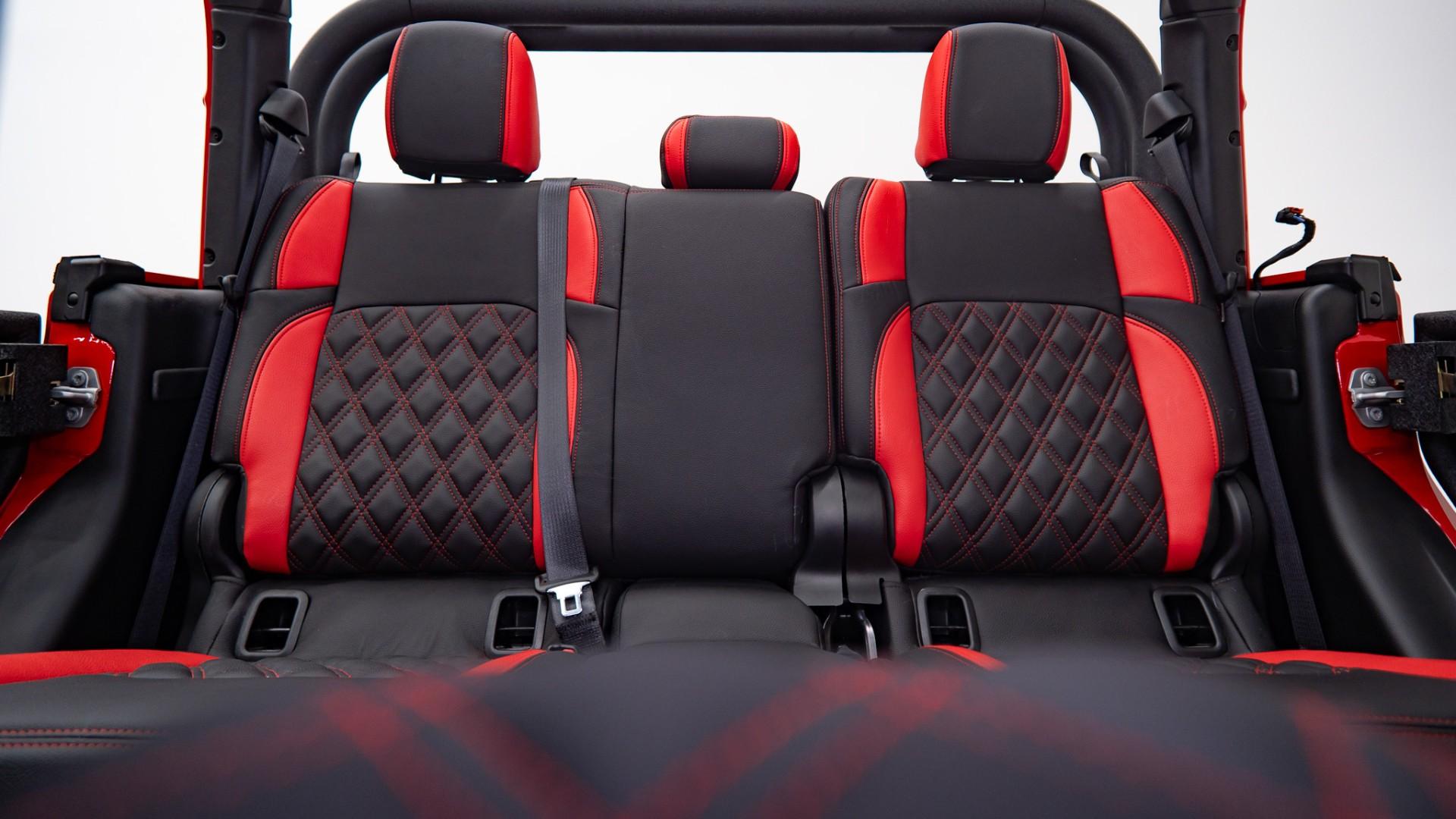 2025 JEEP GLADIATOR in Red, photo 24 of 55