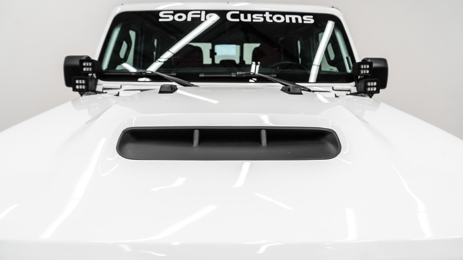 2025 JEEP GLADIATOR in BRIGHT WHITE CLEARCOAT, photo 37 of 59
