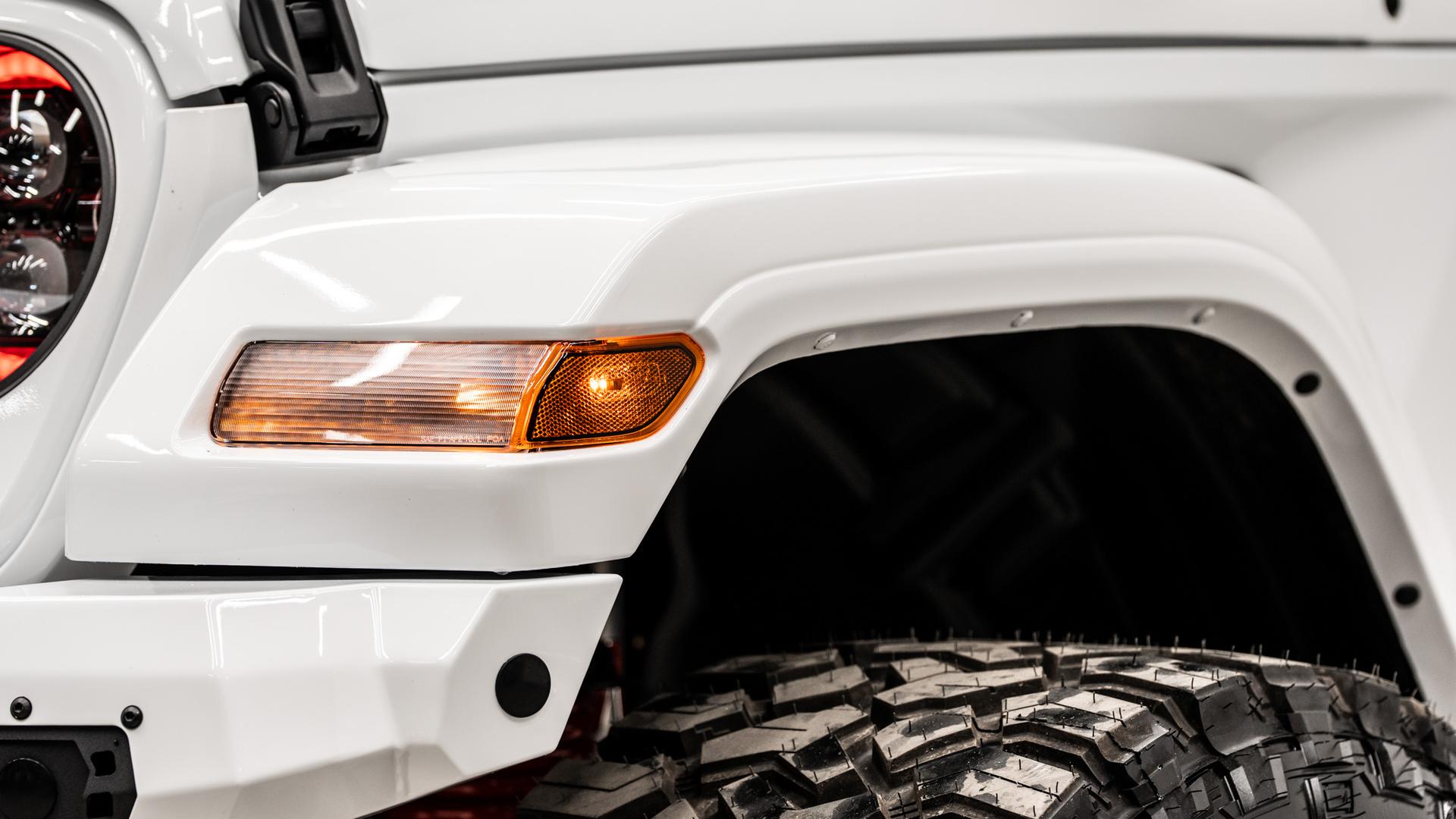 2025 JEEP GLADIATOR in BRIGHT WHITE CLEARCOAT, photo 44 of 59