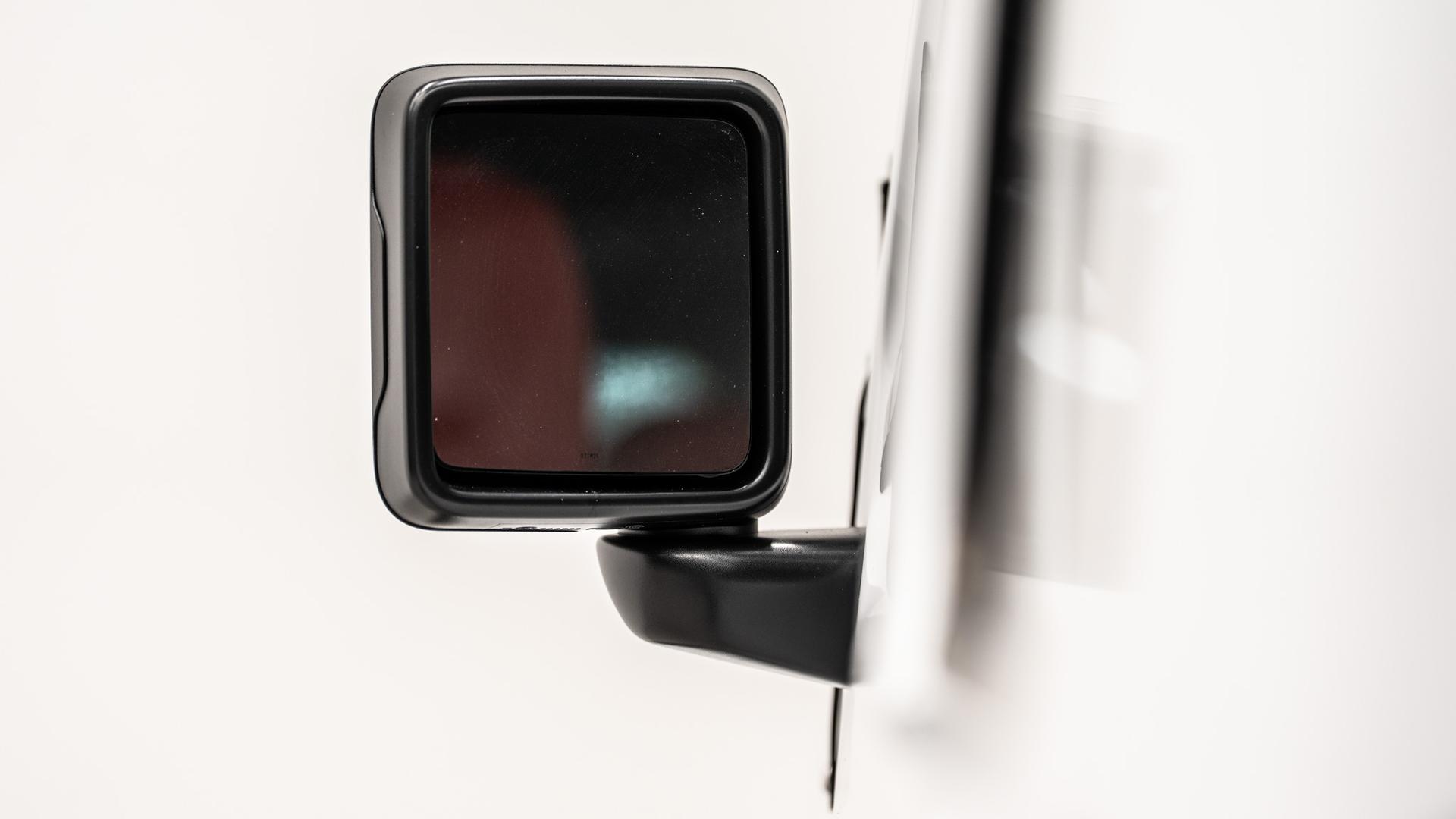 2025 JEEP GLADIATOR in BRIGHT WHITE CLEARCOAT, photo 51 of 59